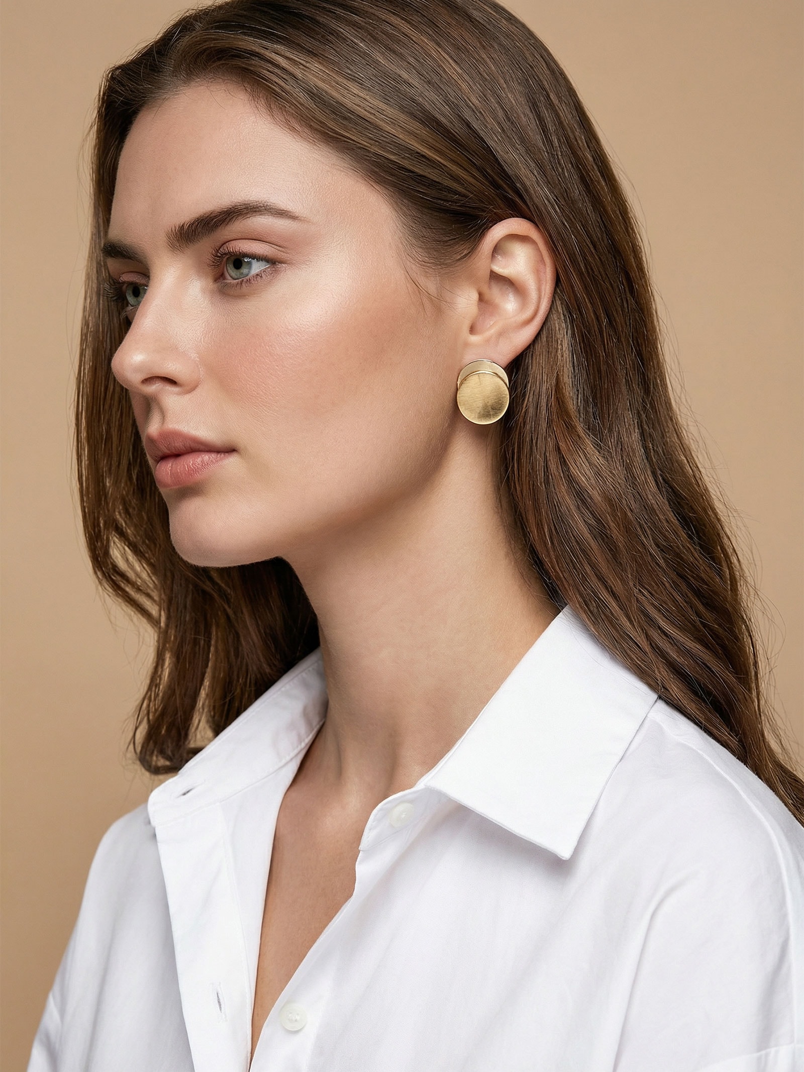 Brinco Feminino Sobreposto Escovado Dourado Basiq