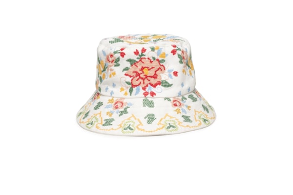 Bucket Feminino Bordado Brisa Serena - Branco
