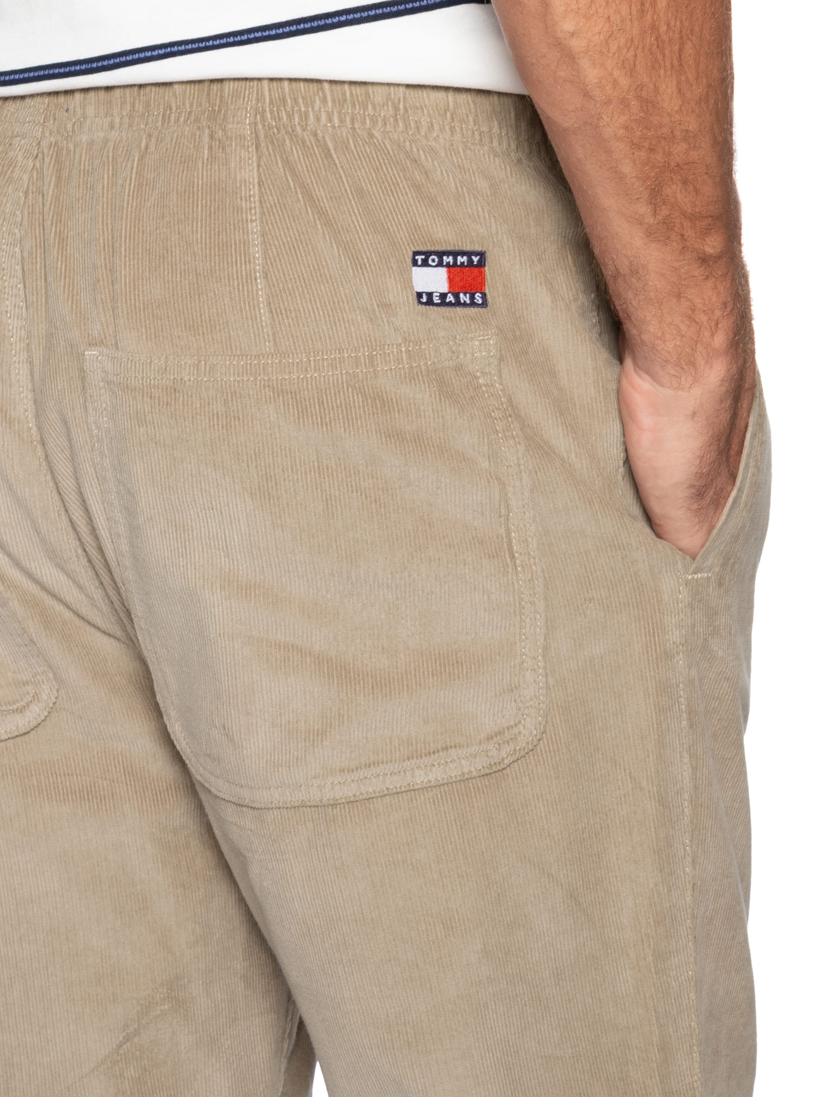 Calça Chino Masculina Reta Com Cordão de Ajuste Bege Tommy Jeans