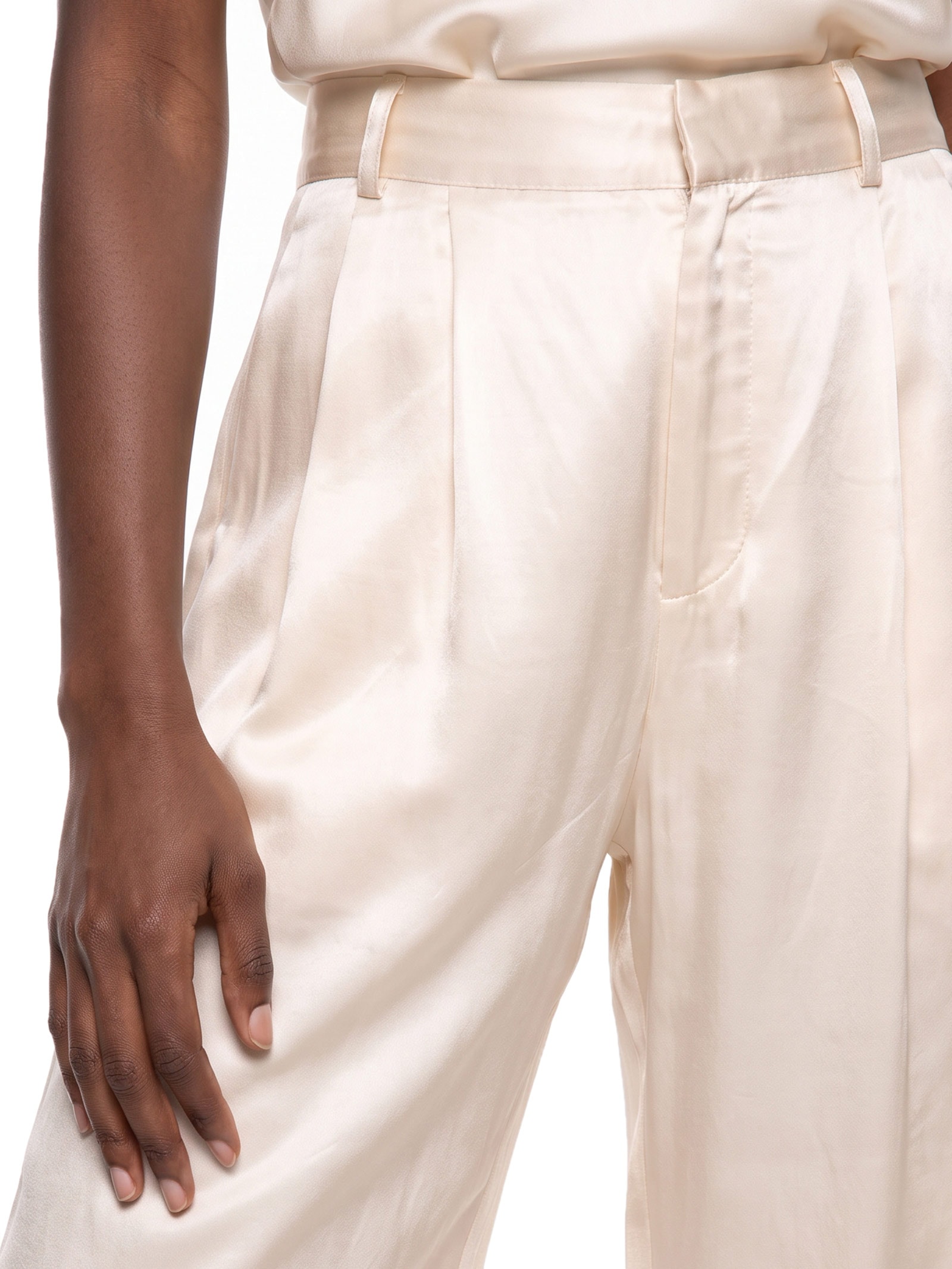 Calça Feminina Alfaiataria Viscose Acetinada Bege Cantão