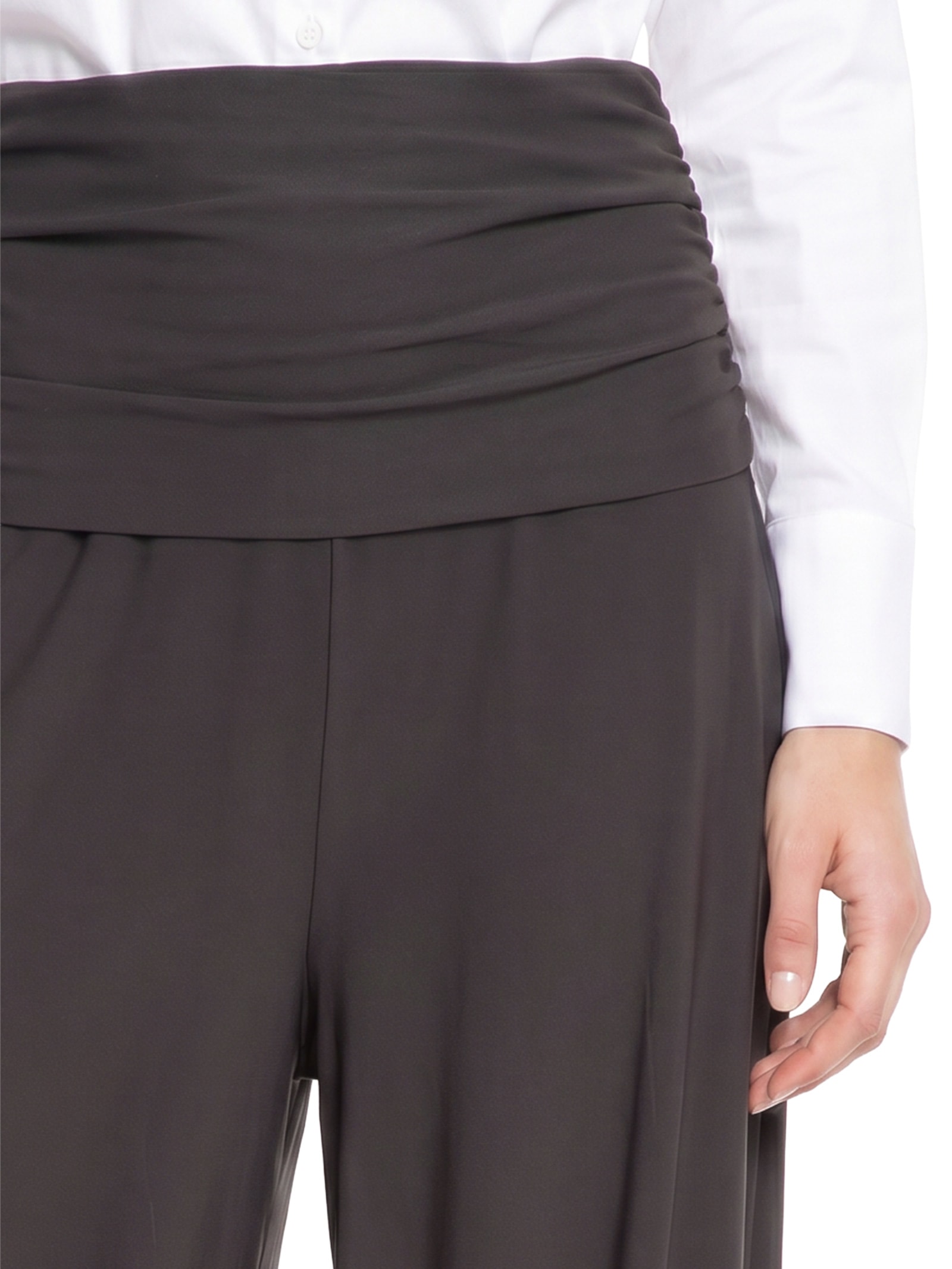 Calça Feminina Ampla De Malha Marrom Lança Perfume