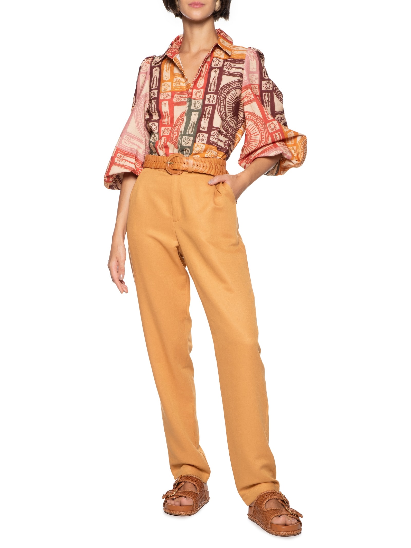 Calça Feminina Cenoura Com Bainha Dobrada Marrom Cacay