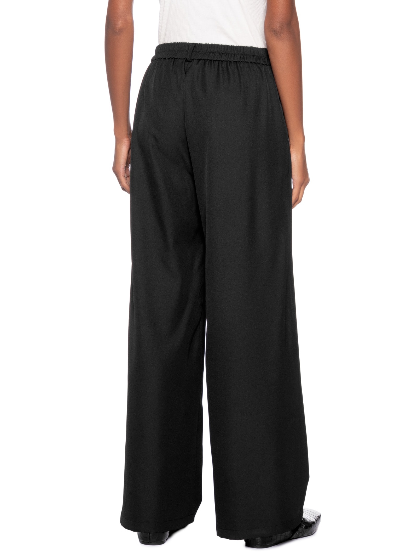 Calça Feminina  de Alfaiataria – Preto Basiq