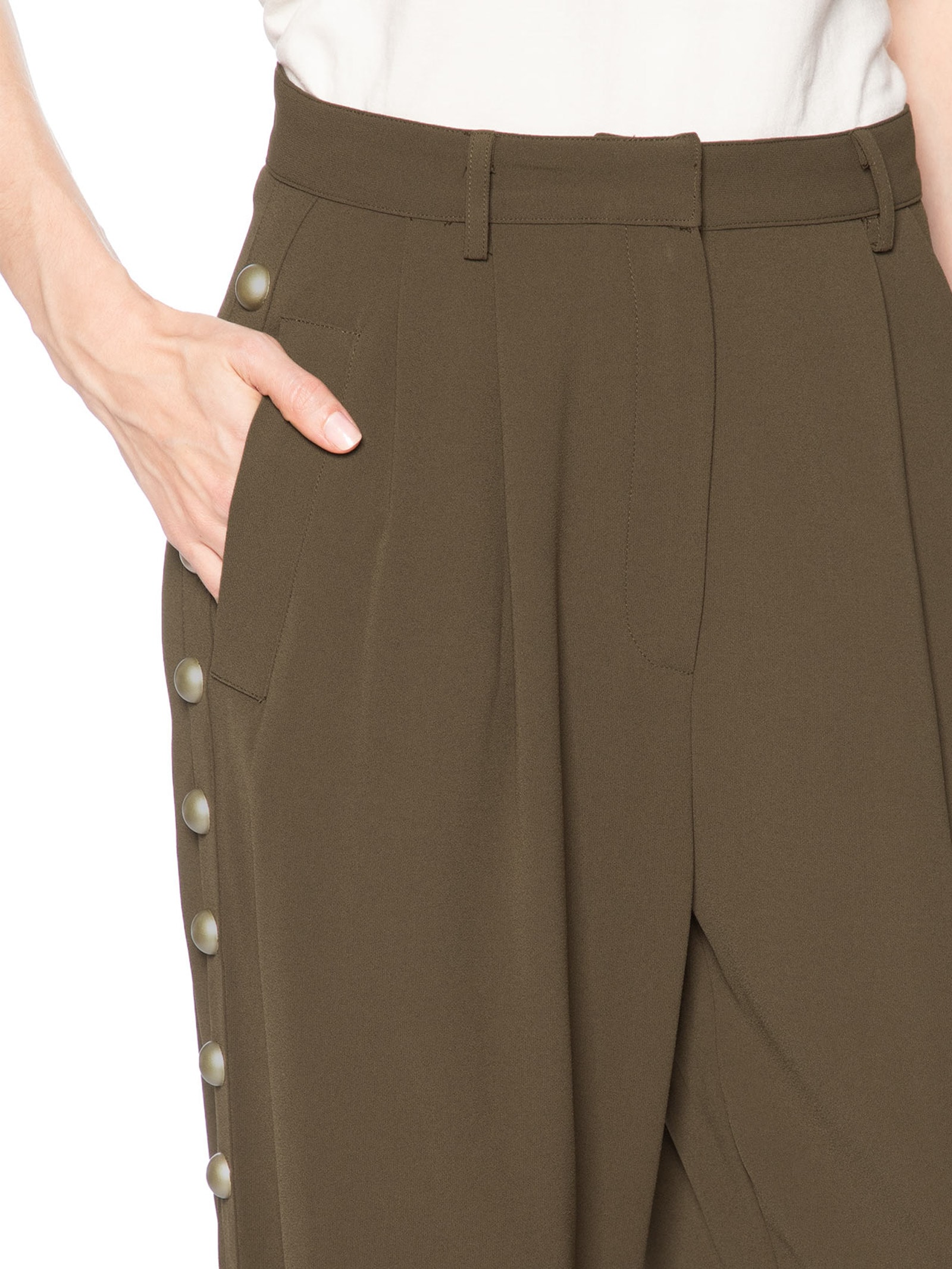 Calça Feminina de Crepe com Rebite Marrom Animale Jeans