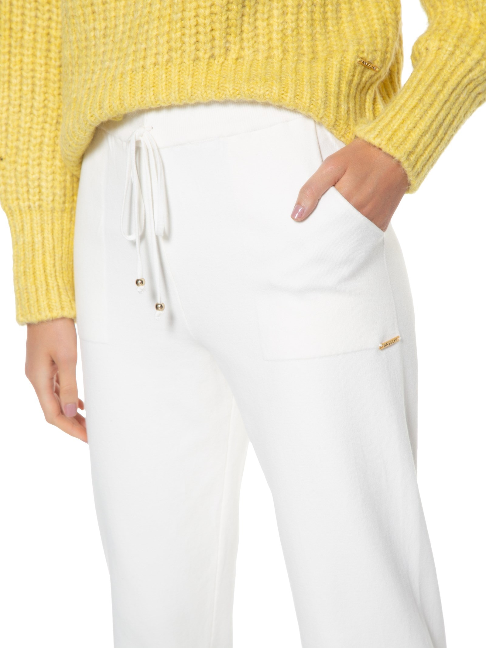 Calça Feminina Em Tricot Com Barra Italiana Bege Anselmi