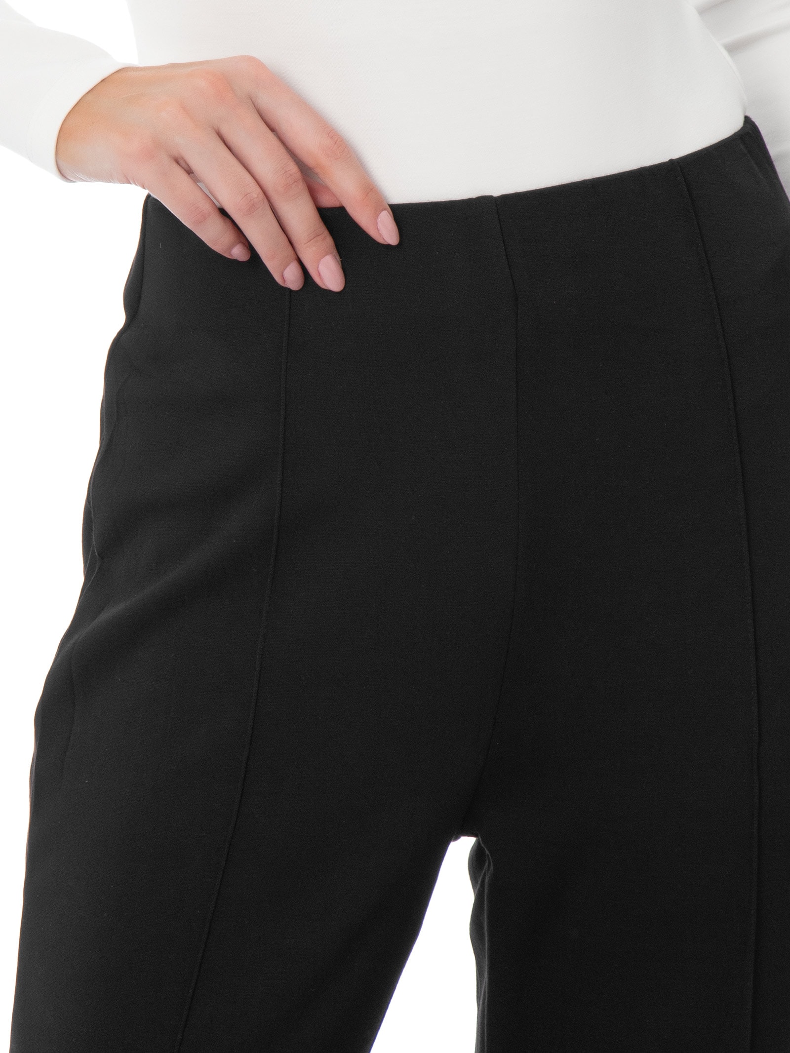 Calça Feminina Flare em Malha Preto Basiq