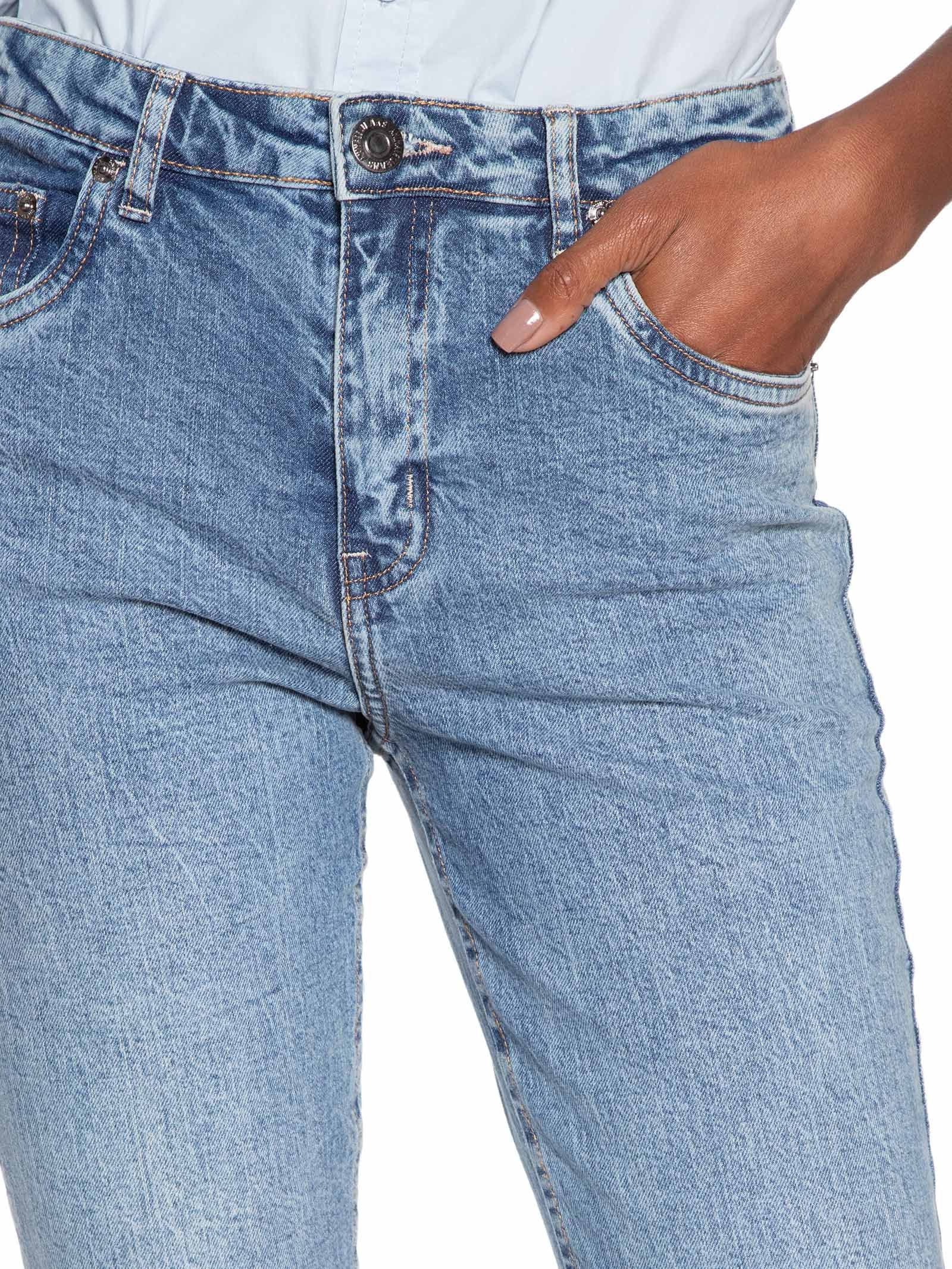 Calça Feminina Jeans Boot Basic Midi Travetes Azul Animale Jeans