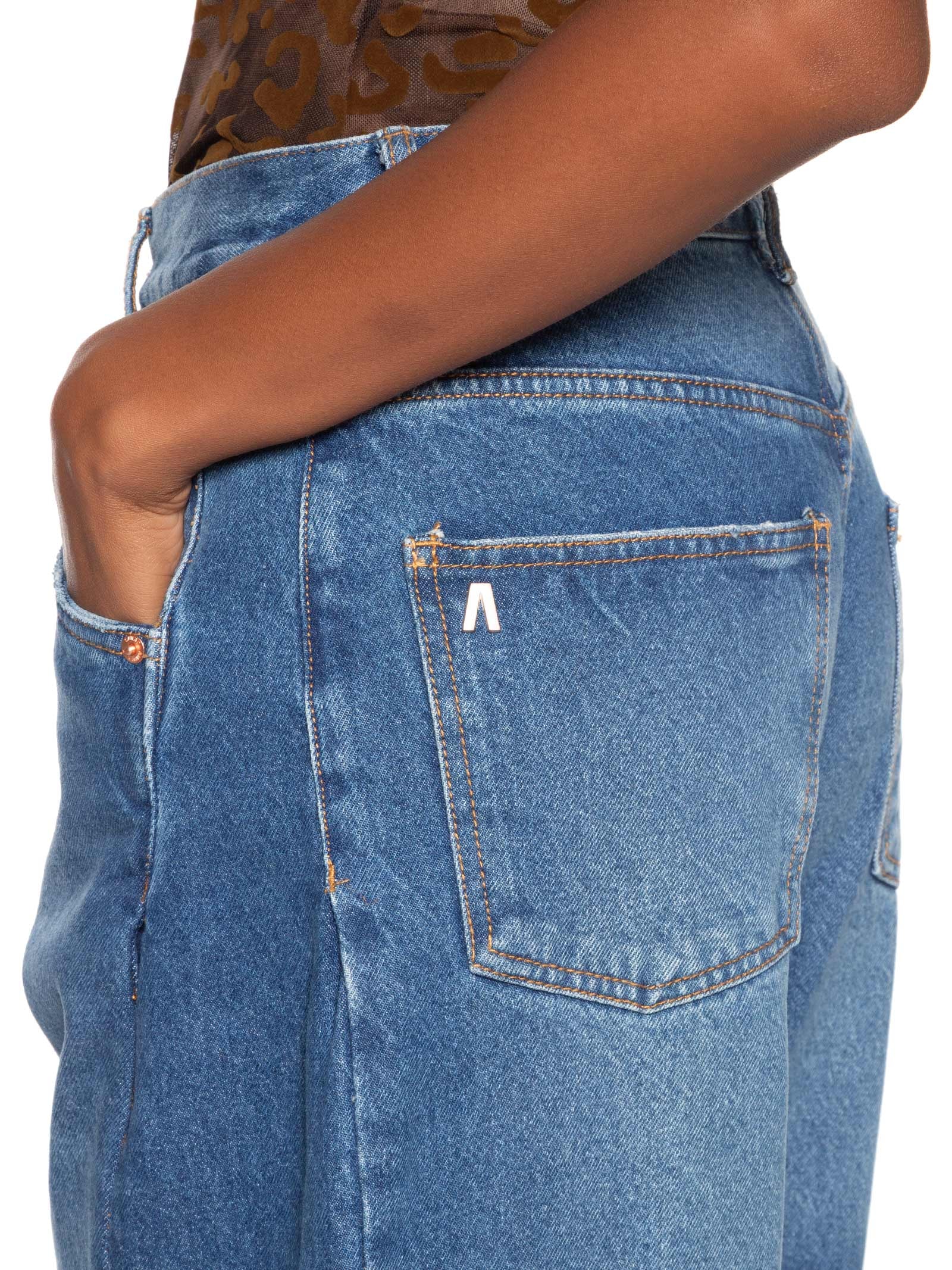 Calça Feminina Jeans Recorte Com Prega Azul Animale Jeans