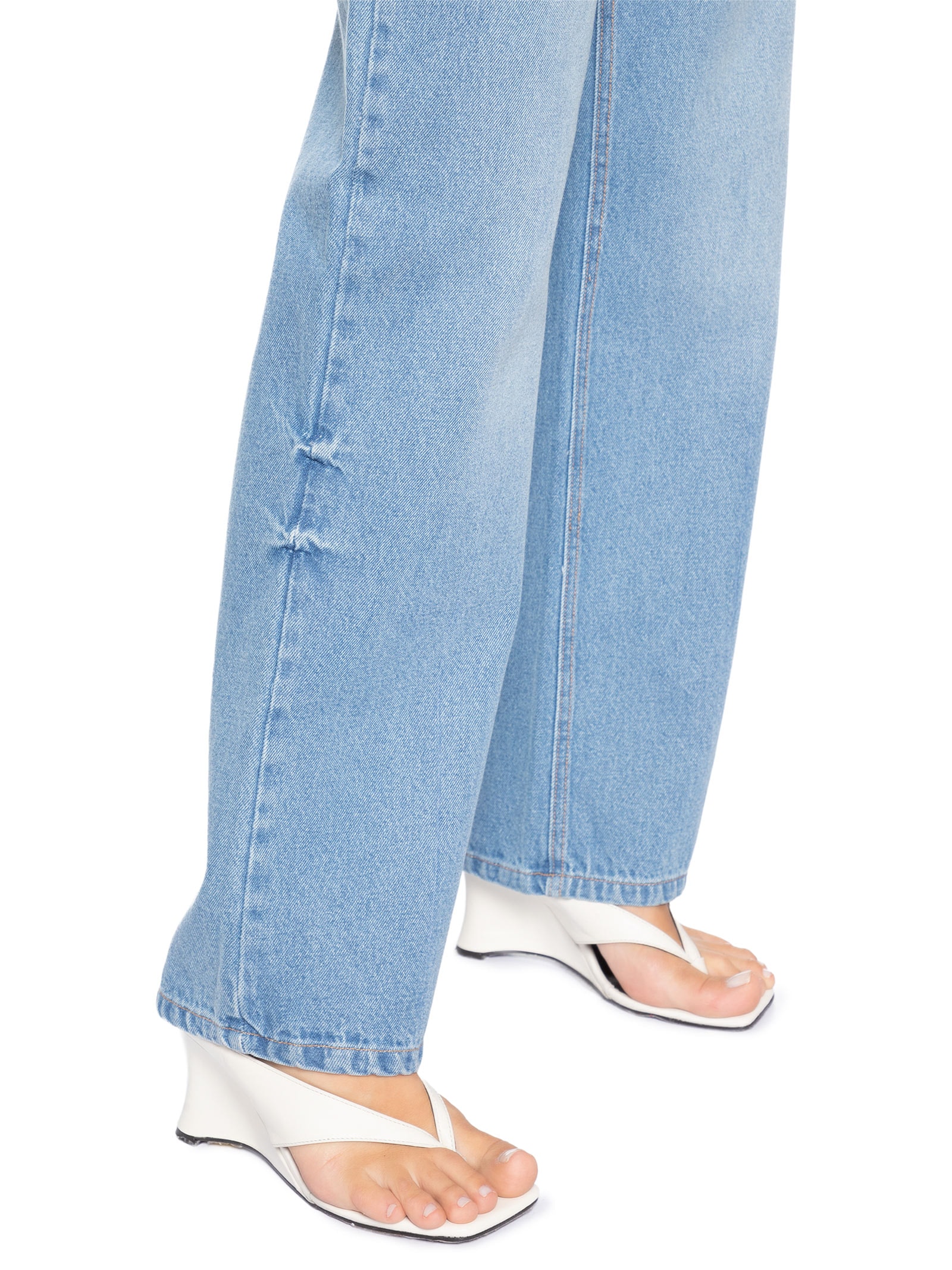 Calça Feminina Jeans Reta Lavagem Clara Azul Animale