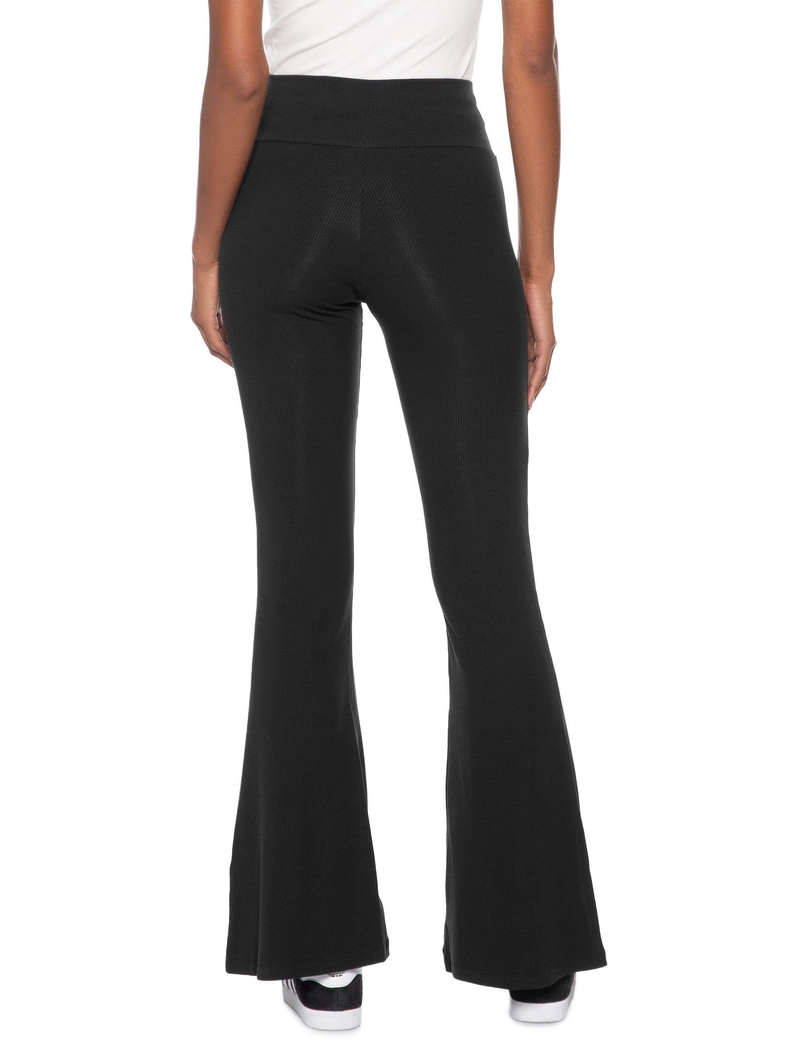 Calça Feminina Leg Essentials Flared Preto Adidas Originals