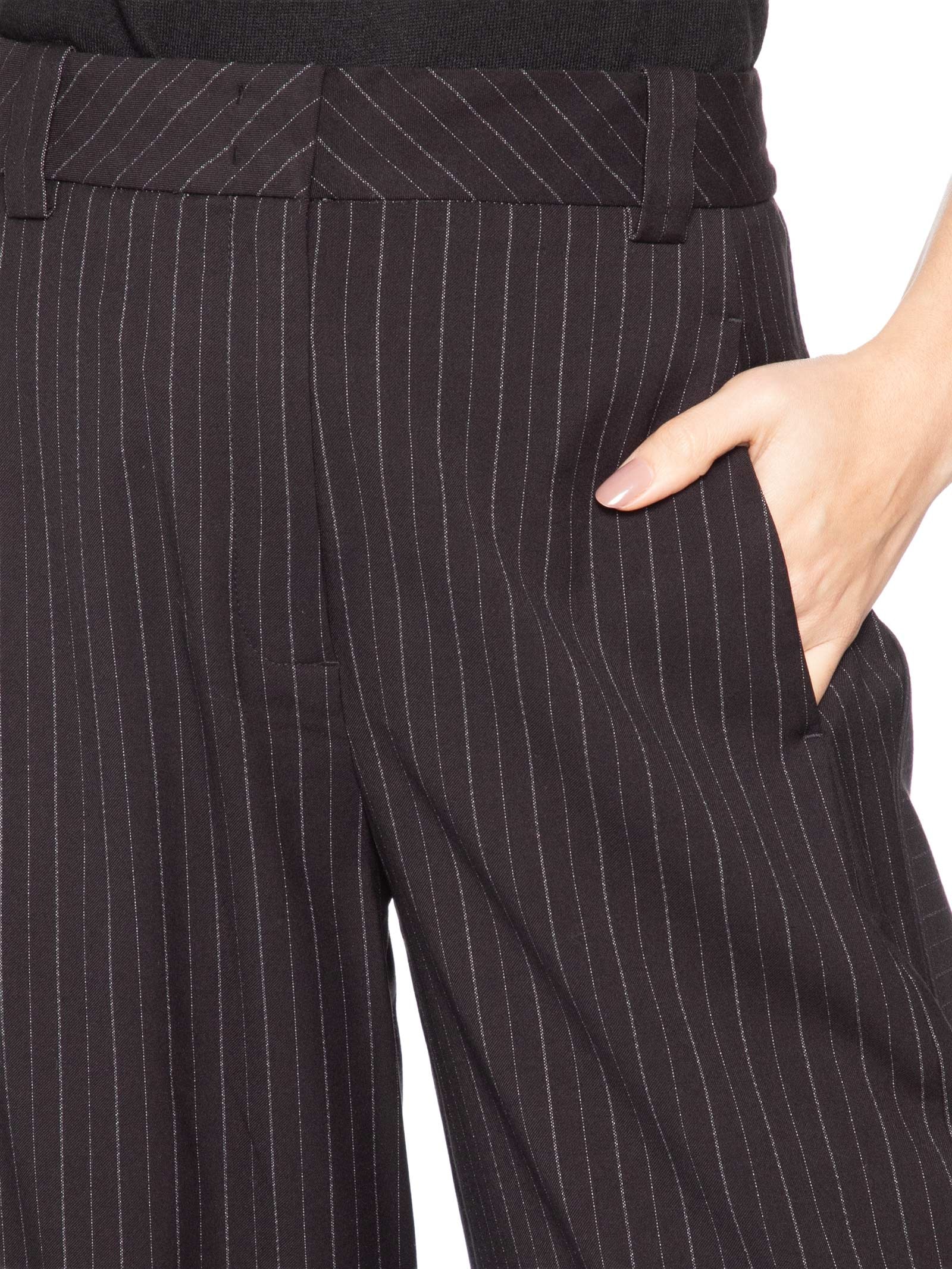 Calça Feminina Over Risca Preto Animale