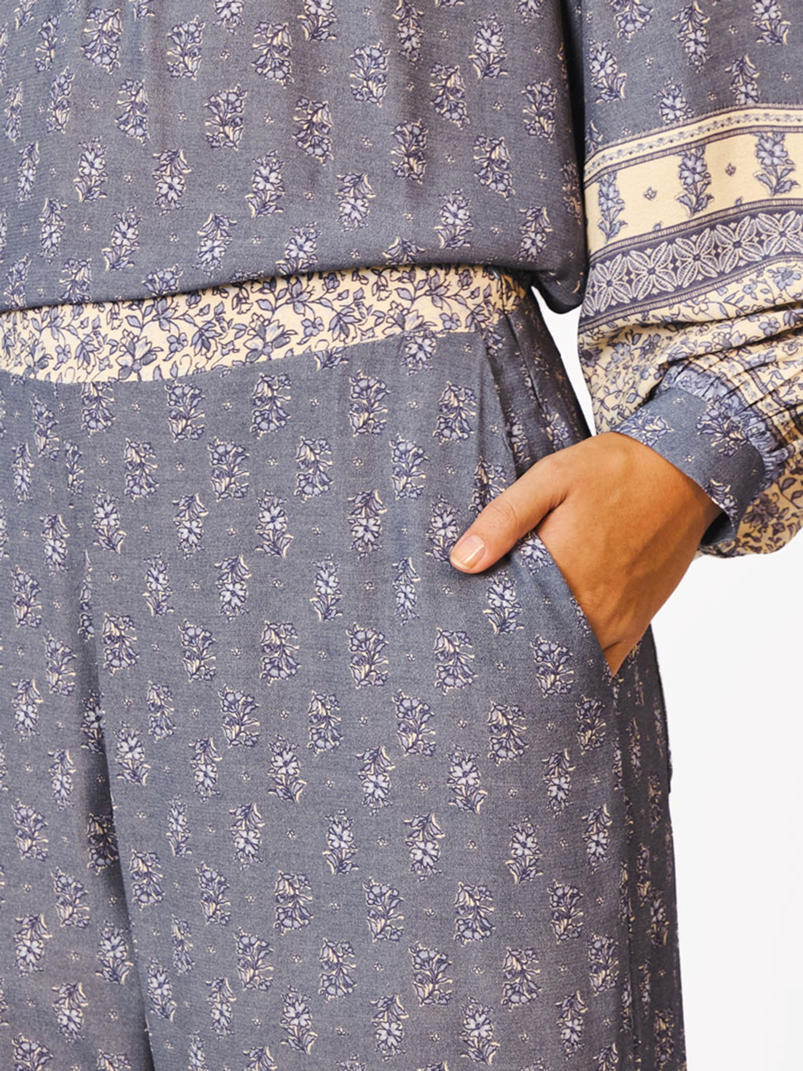 Calça Feminina Pantalona Estampa Chilli C Azul Maria Filó