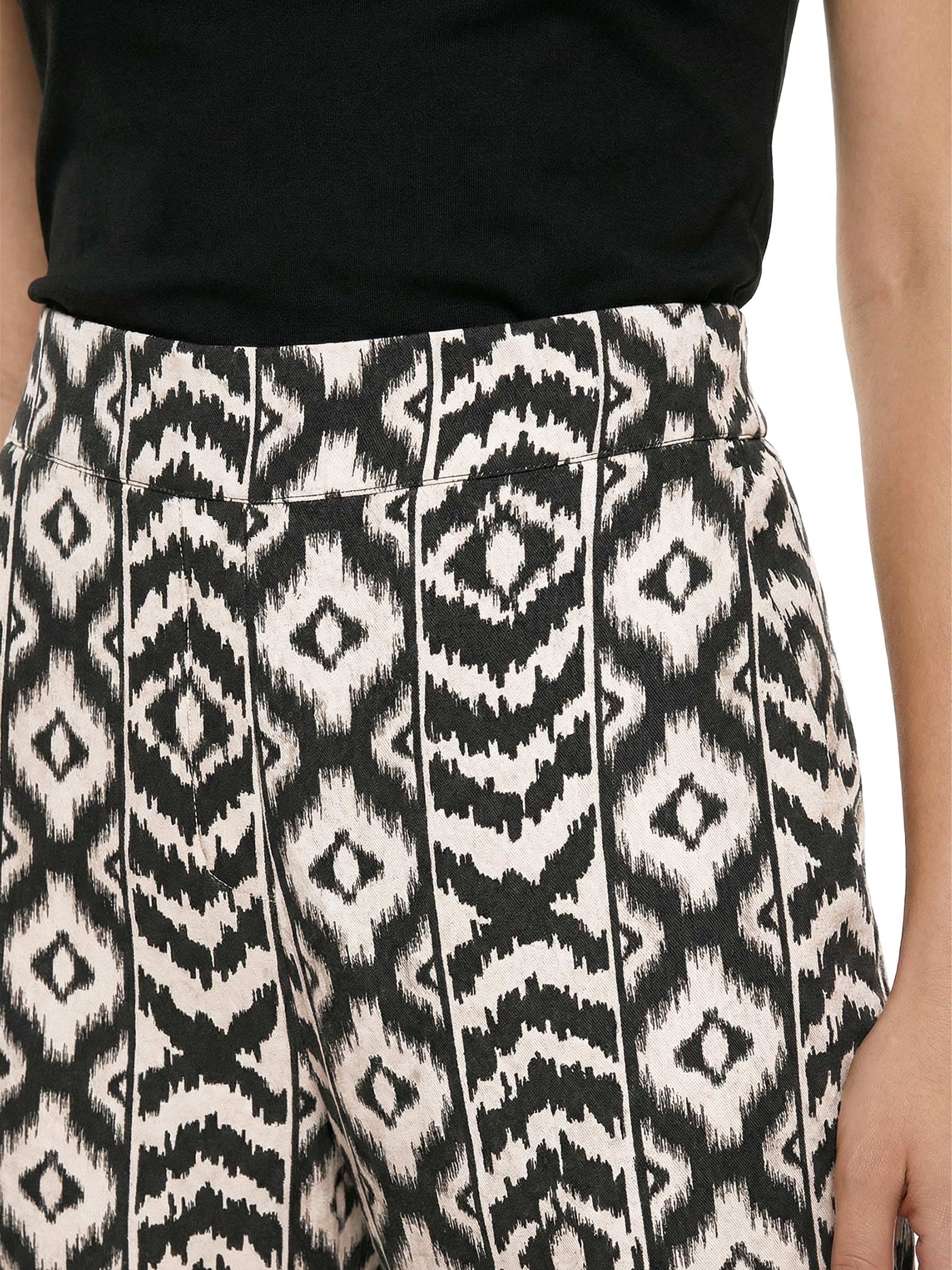 Calça Feminina Pantalona Estampada Preto Cacay