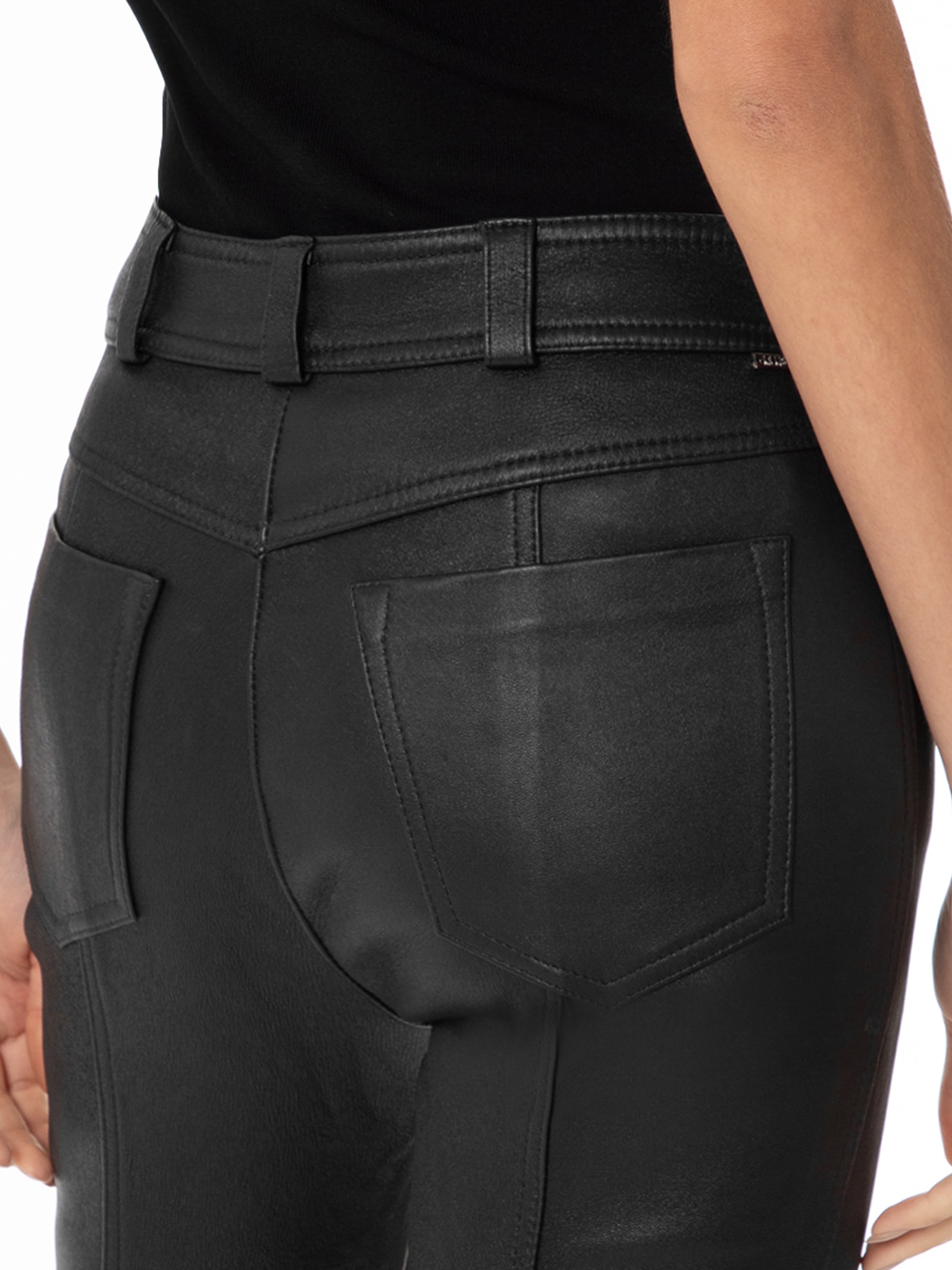 Calça Feminina Paula Skinny Couro Preto Le Lis