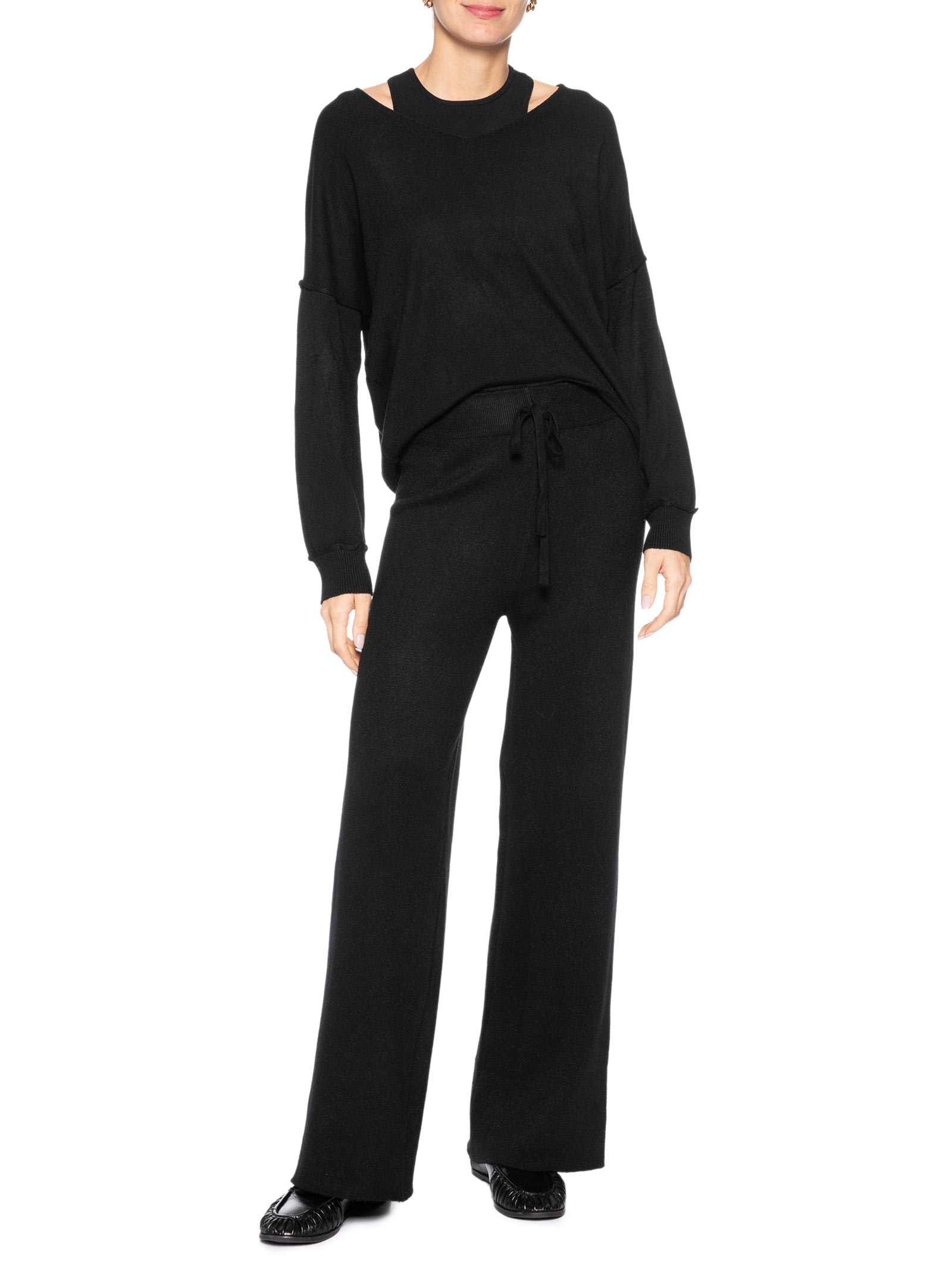 Calça Feminina Peluciada Em Tricot Preto Basiq
