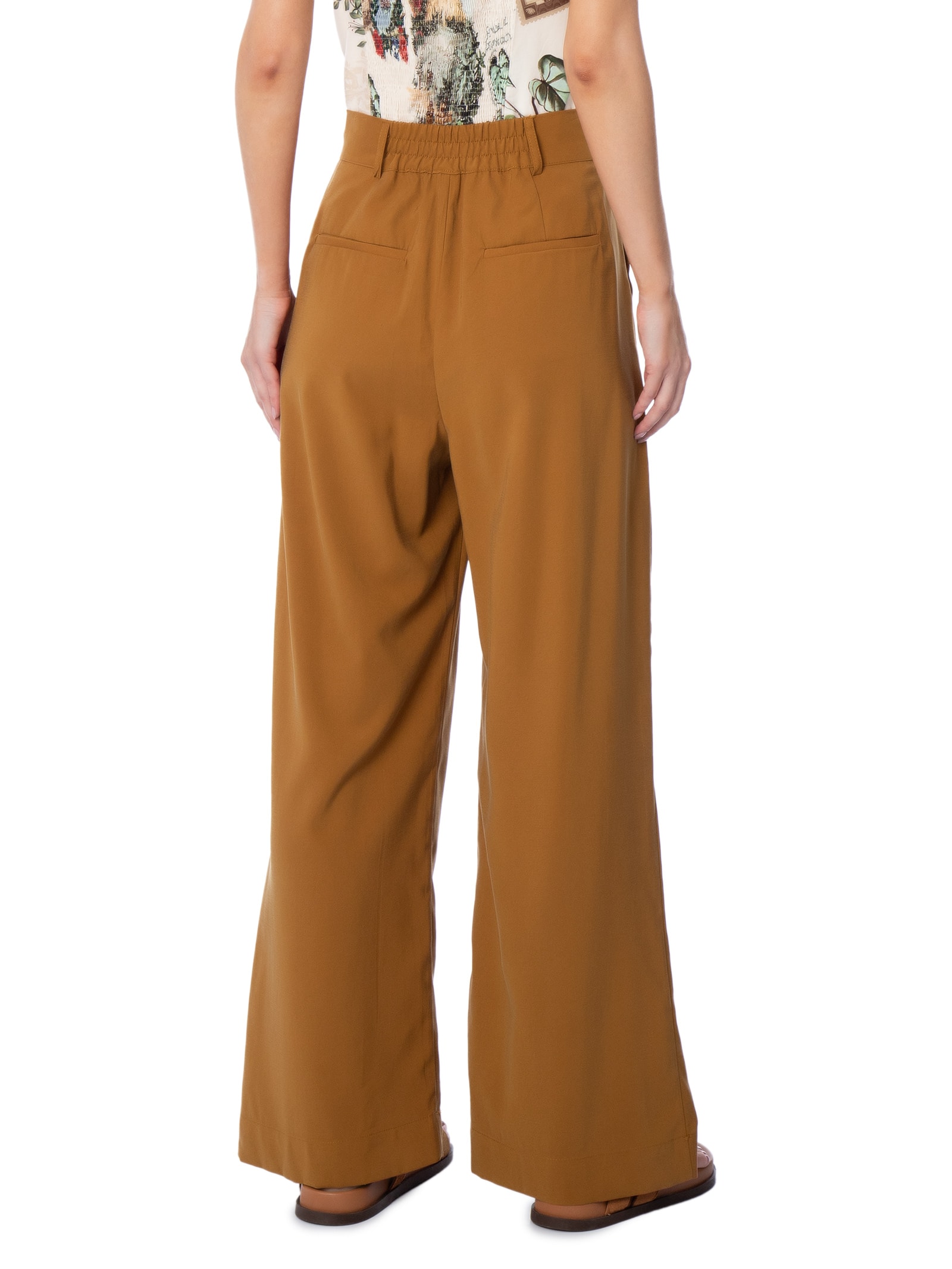 Calça Feminina Pregas Marrom Farm