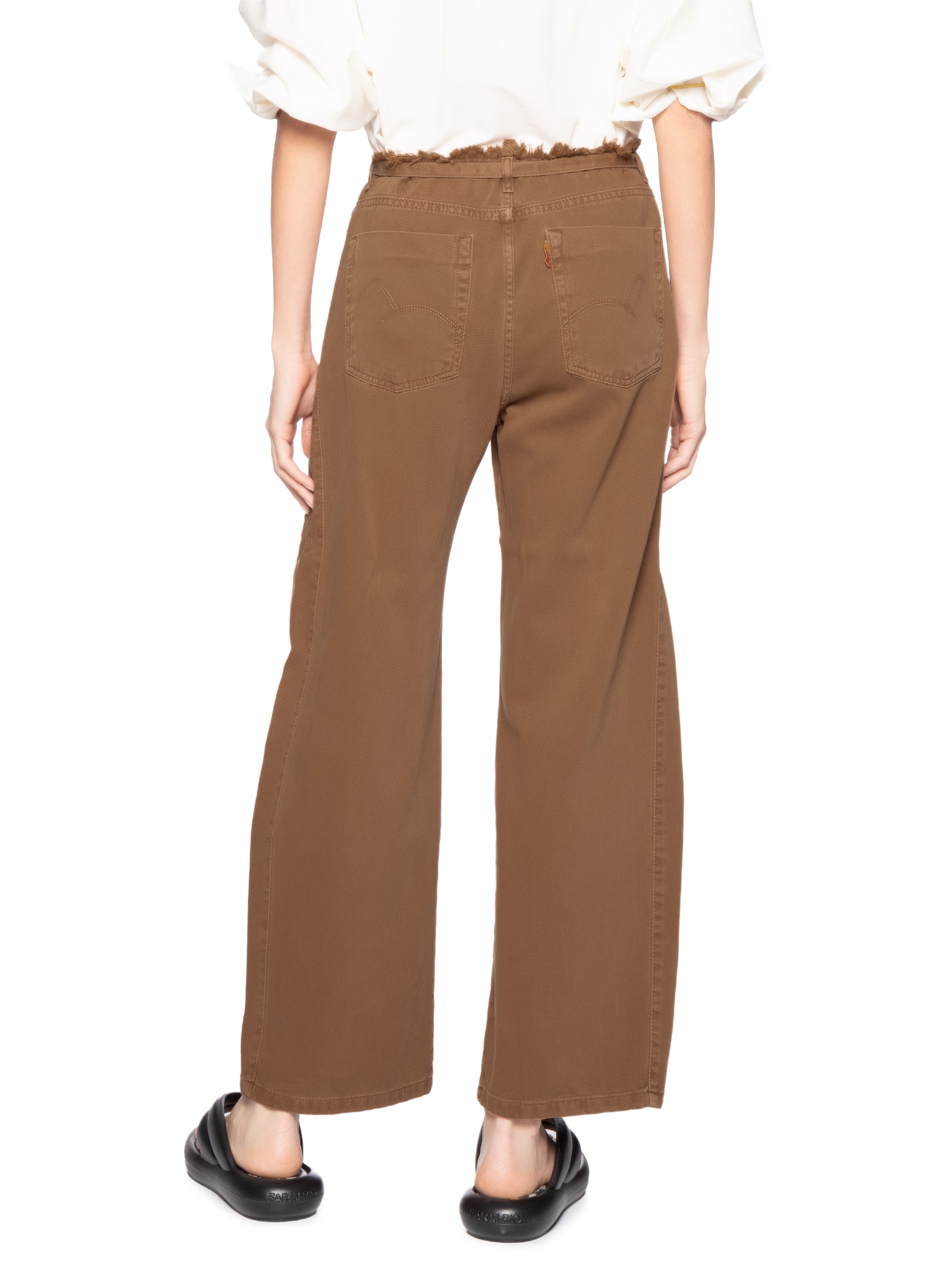 Calça Feminina Reta Cintura Baixa Sarja Color Marrom Farm