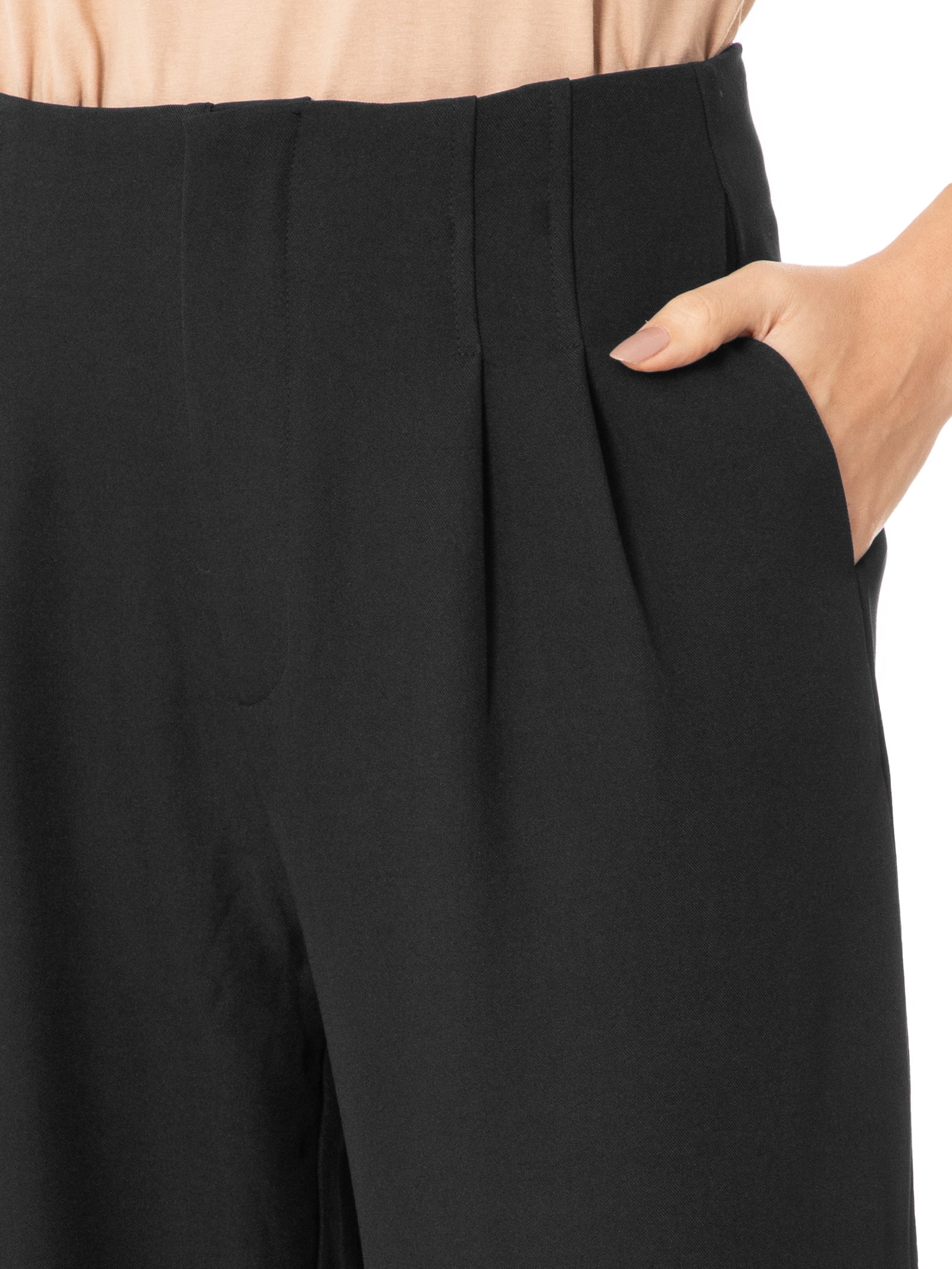 Calça Feminina Reta Com Pregas Preto Basiq