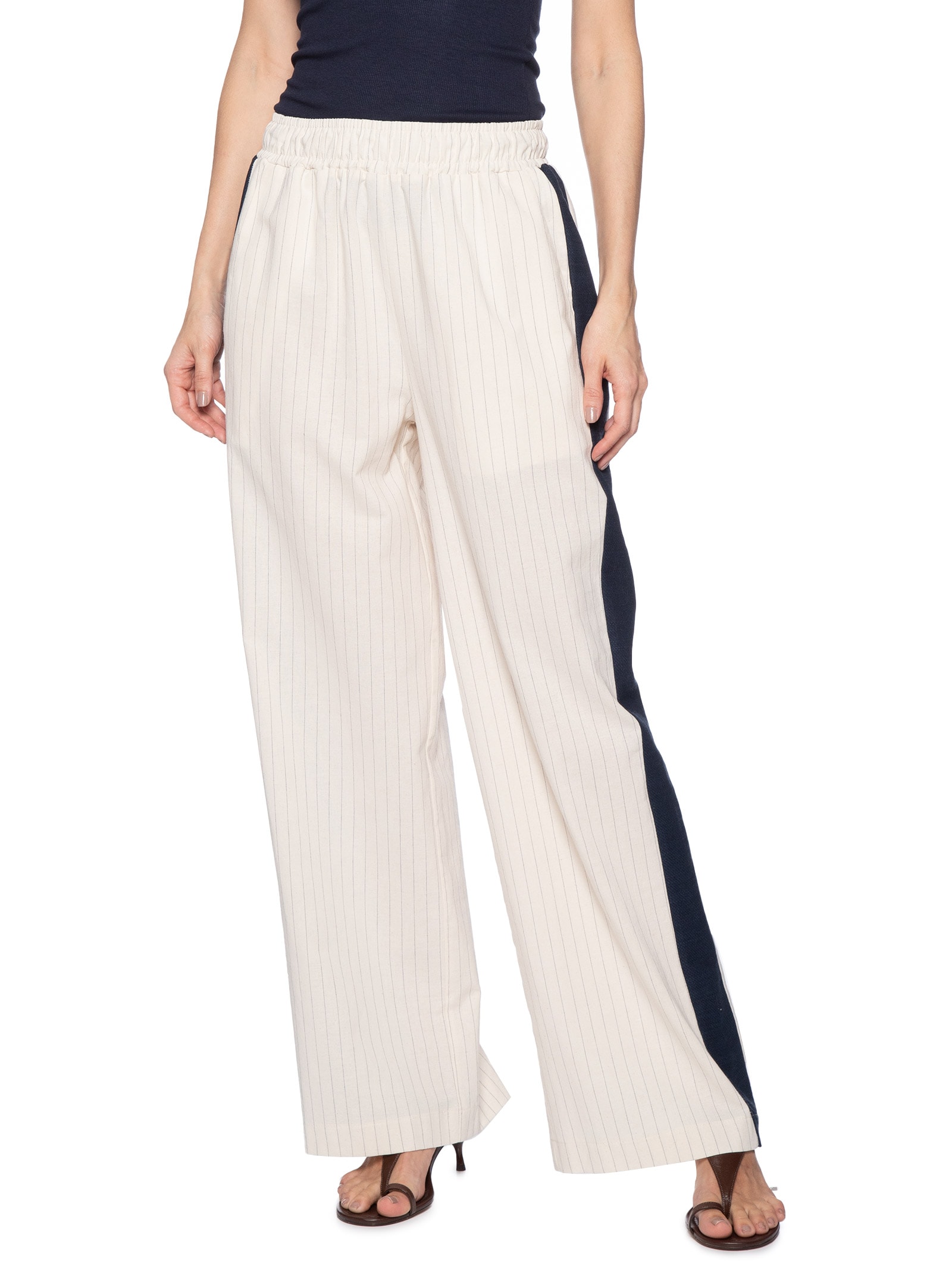 Calça Feminina Reta Com Recorte Lateral Off White My Favorite