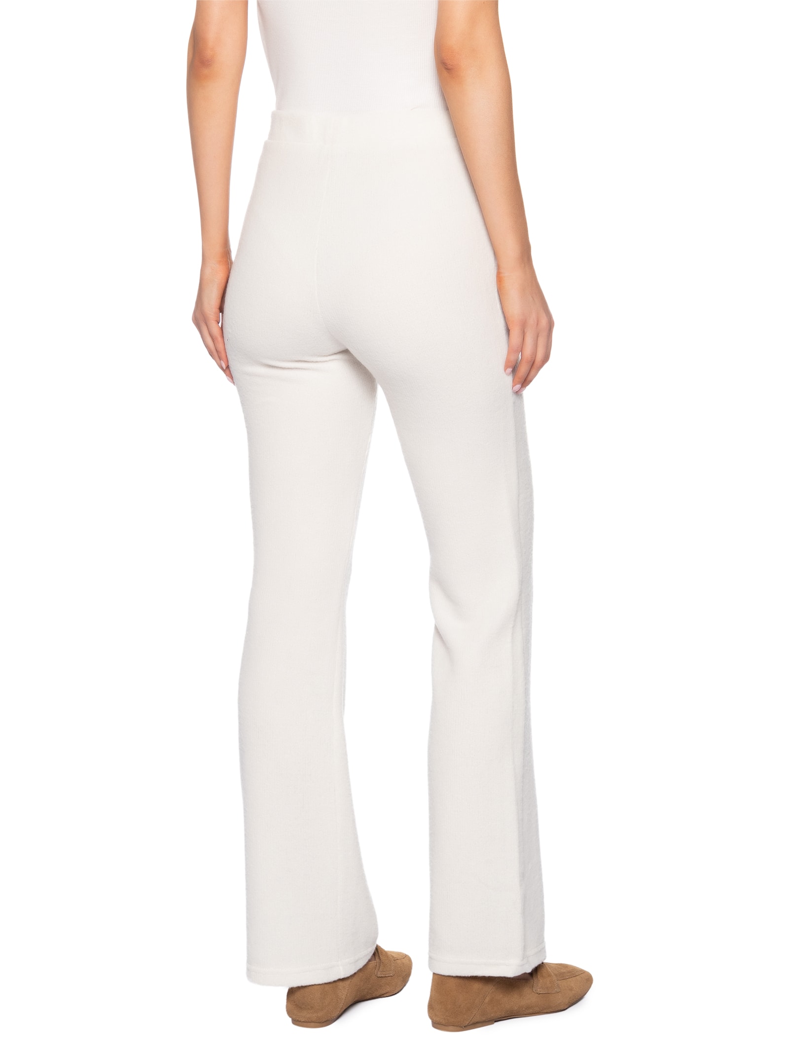 Calça Feminina Reta em Malha Off White Basiq