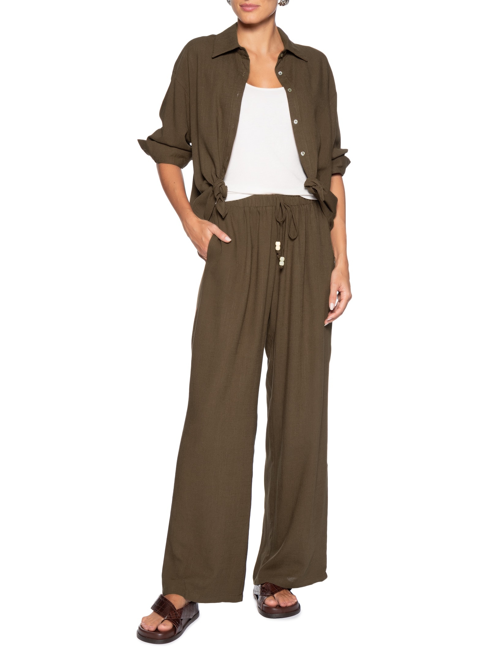 Calça Feminina Reta Leve – Marrom Basiq