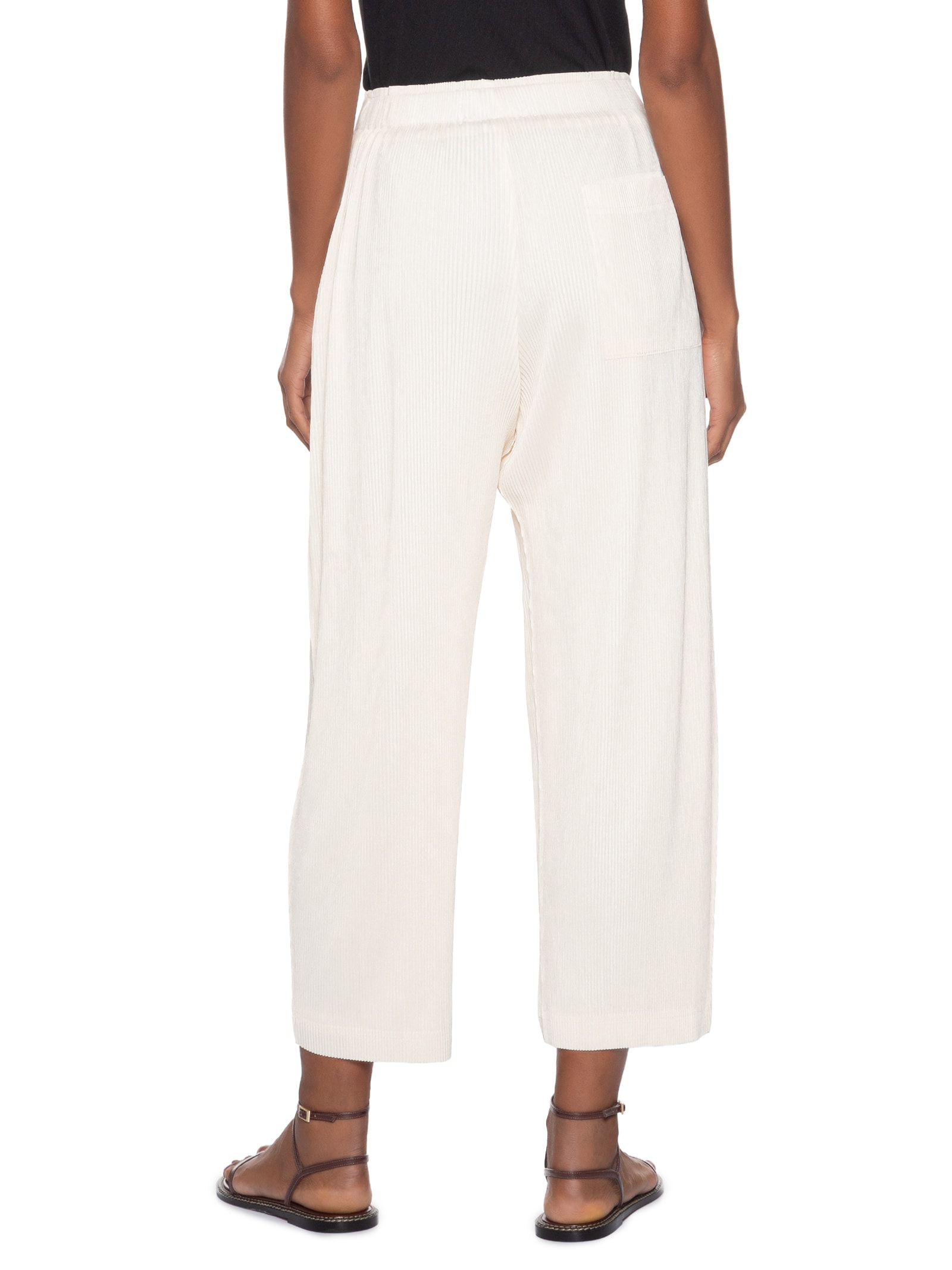 Calça Feminina Reta Plisse Off White Osklen