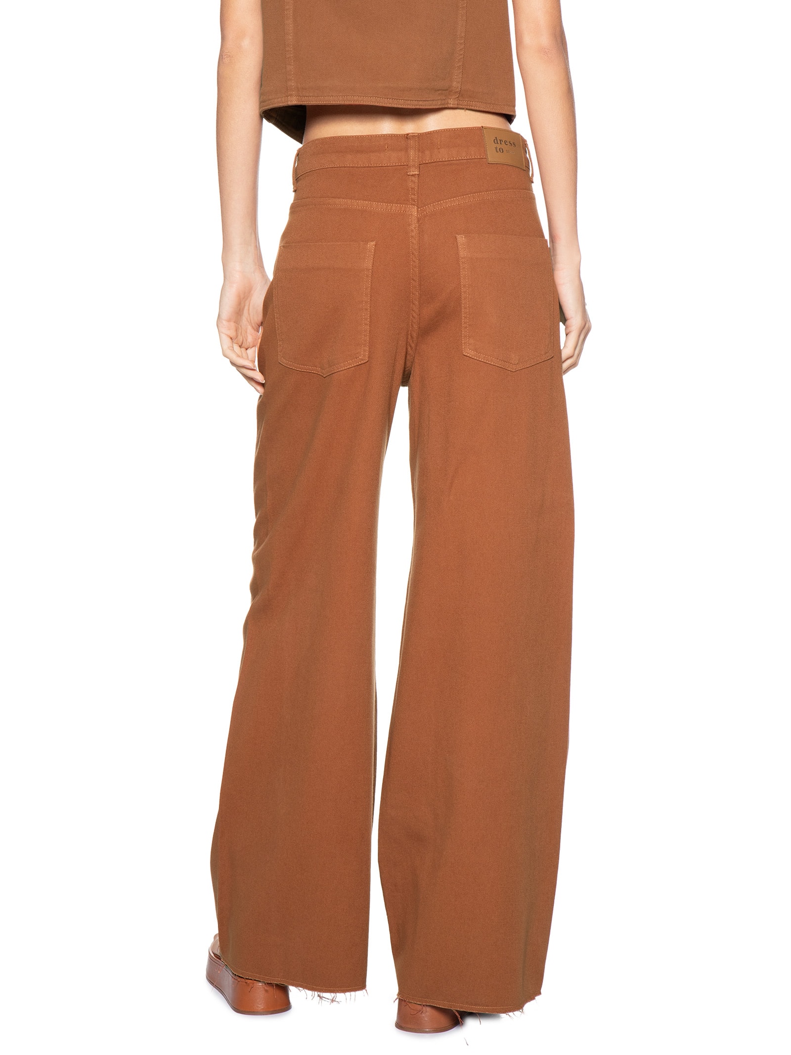 Calça Feminina Sarja Costura Deslocada Marrom Dress To