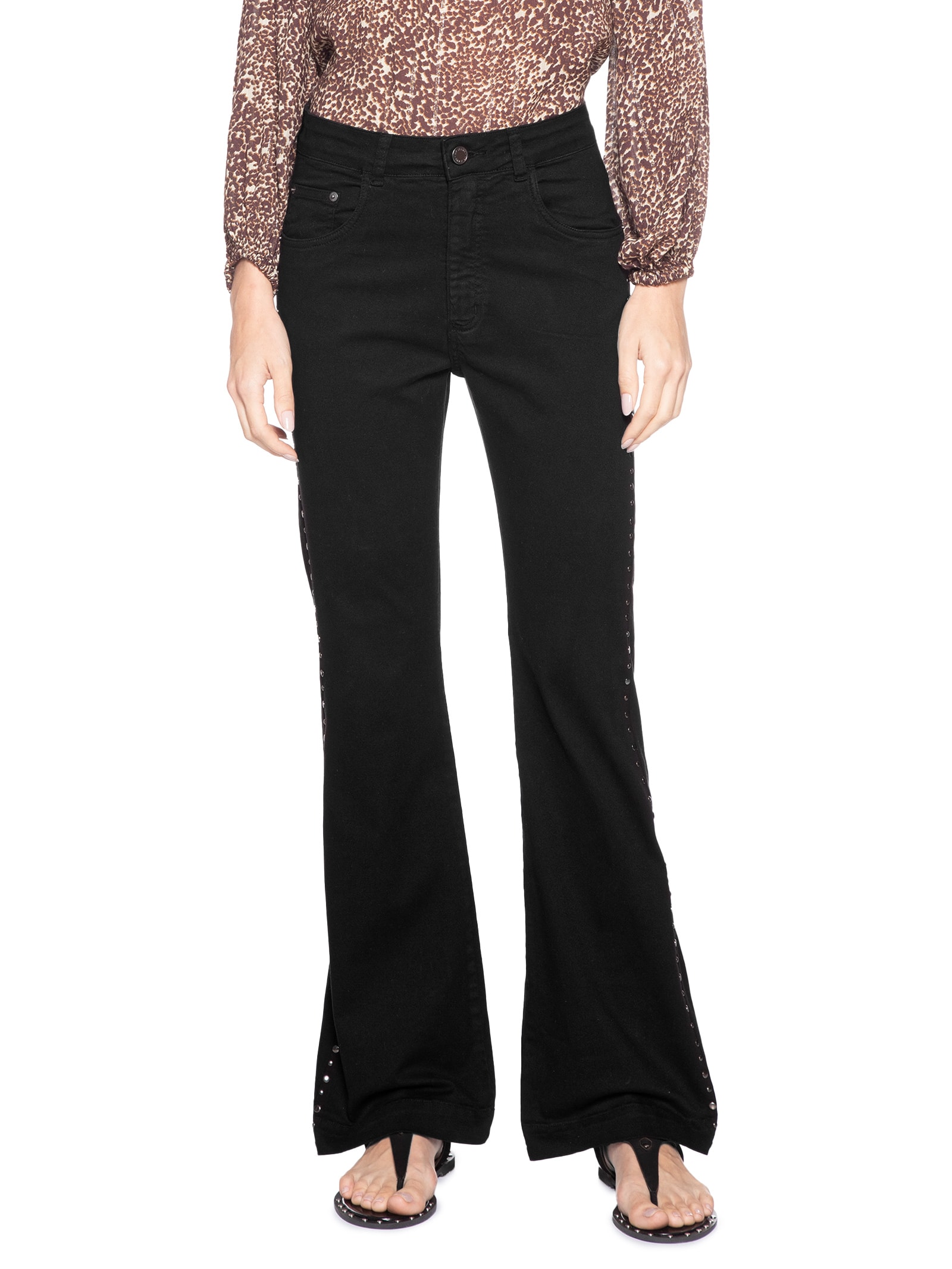 Calça Feminina Sarja Flare Lateral Tachas Preto Maria Filó