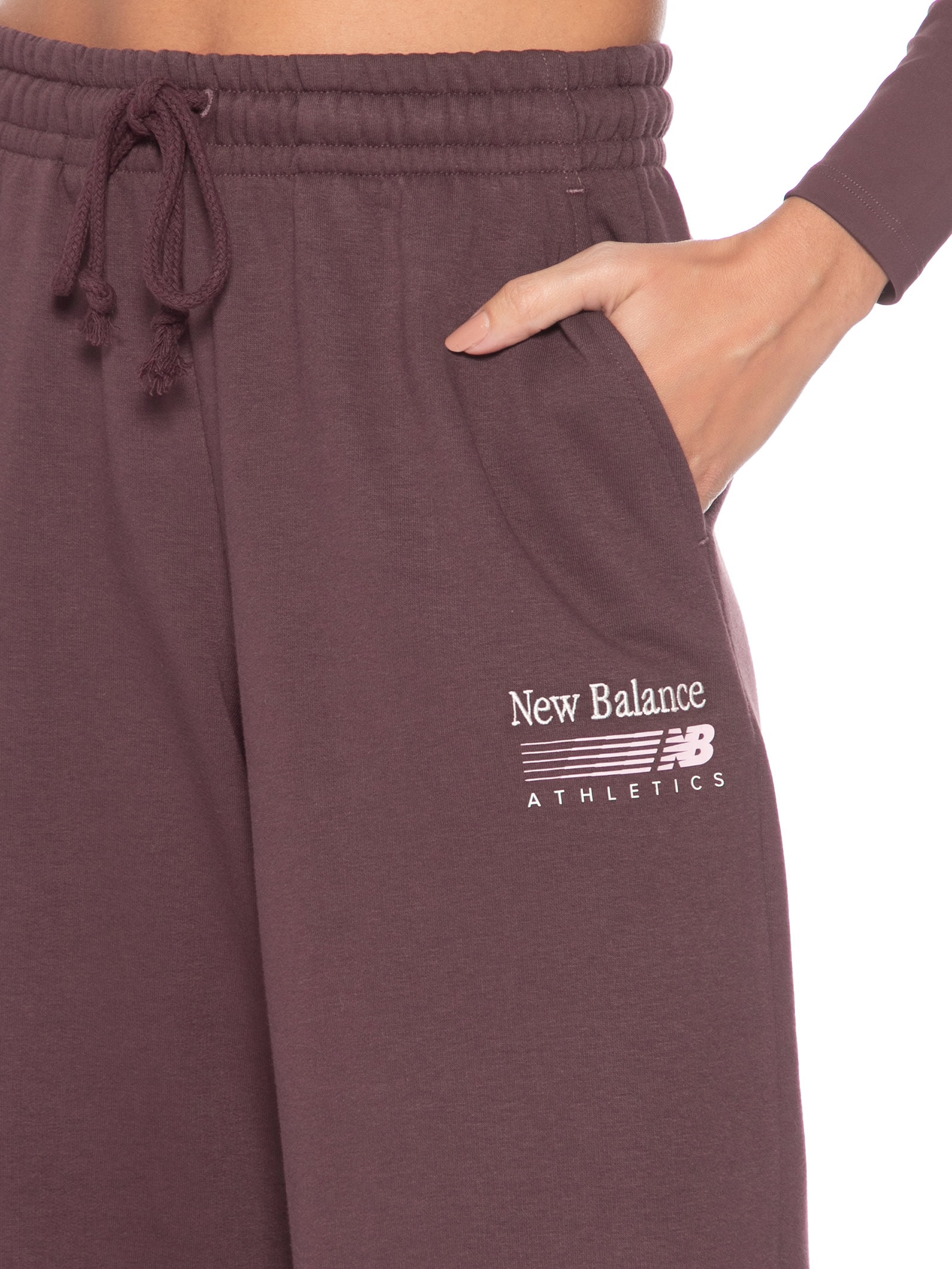 Calça Feminina Trackside Marrom New Balance