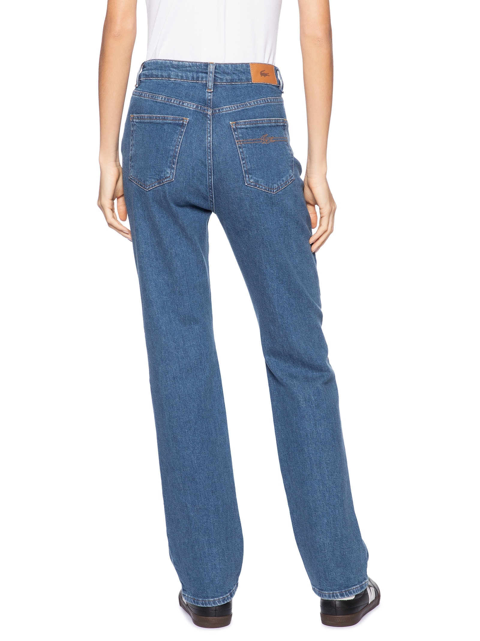 Calça Jeans Feminina  De Cintura Alta Com Caimento Reto  Azul Lacoste