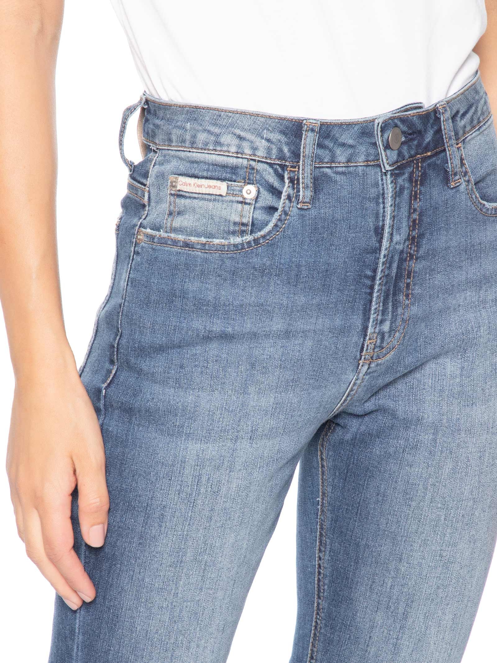 Calça Jeans Feminina Flare 5 Pockets Com Viscose Azul Calvin Klein Jeans