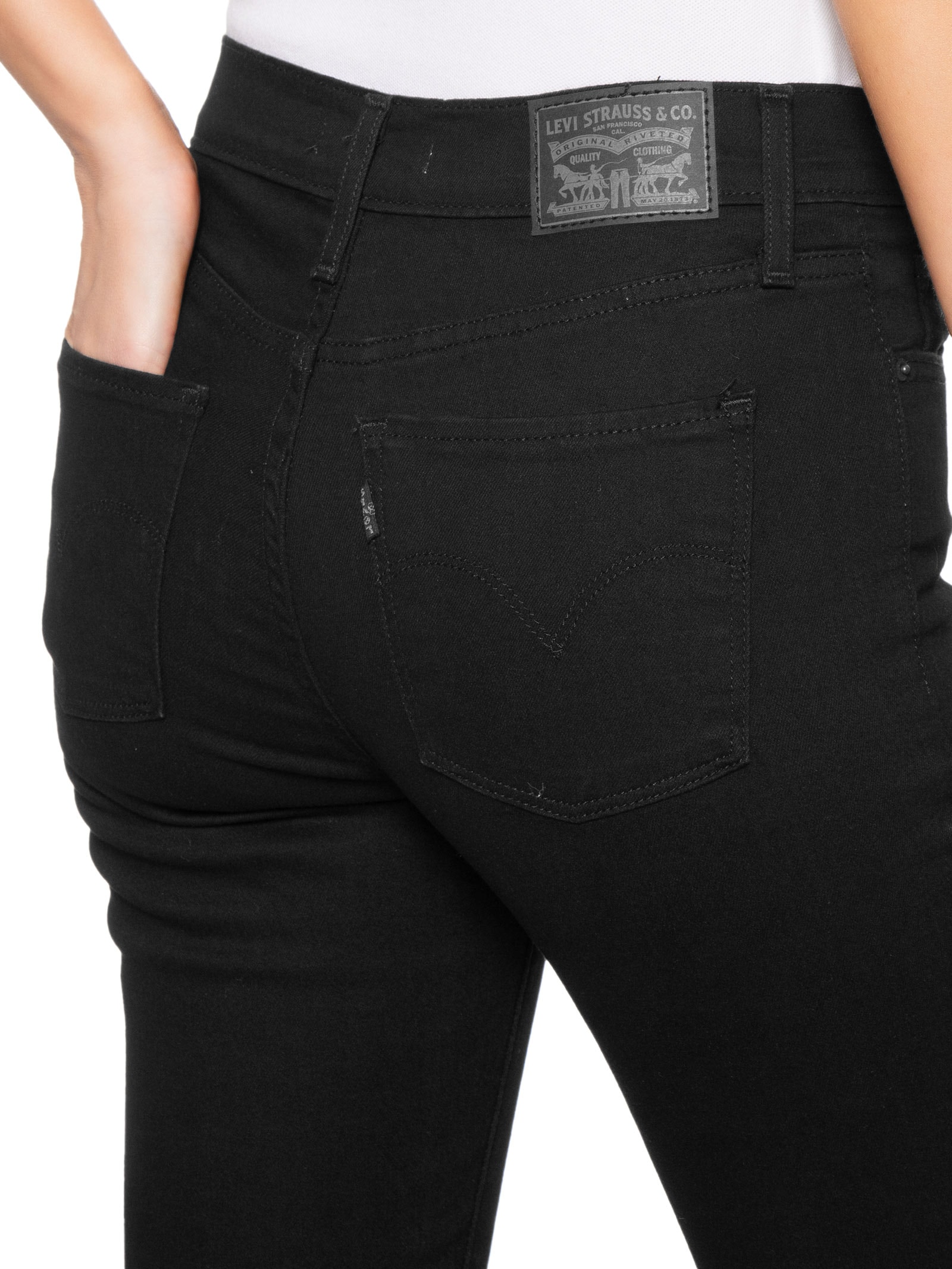 Calça Jeans Feminina Levi's® 311 Shaping Skinny Preto Levi's