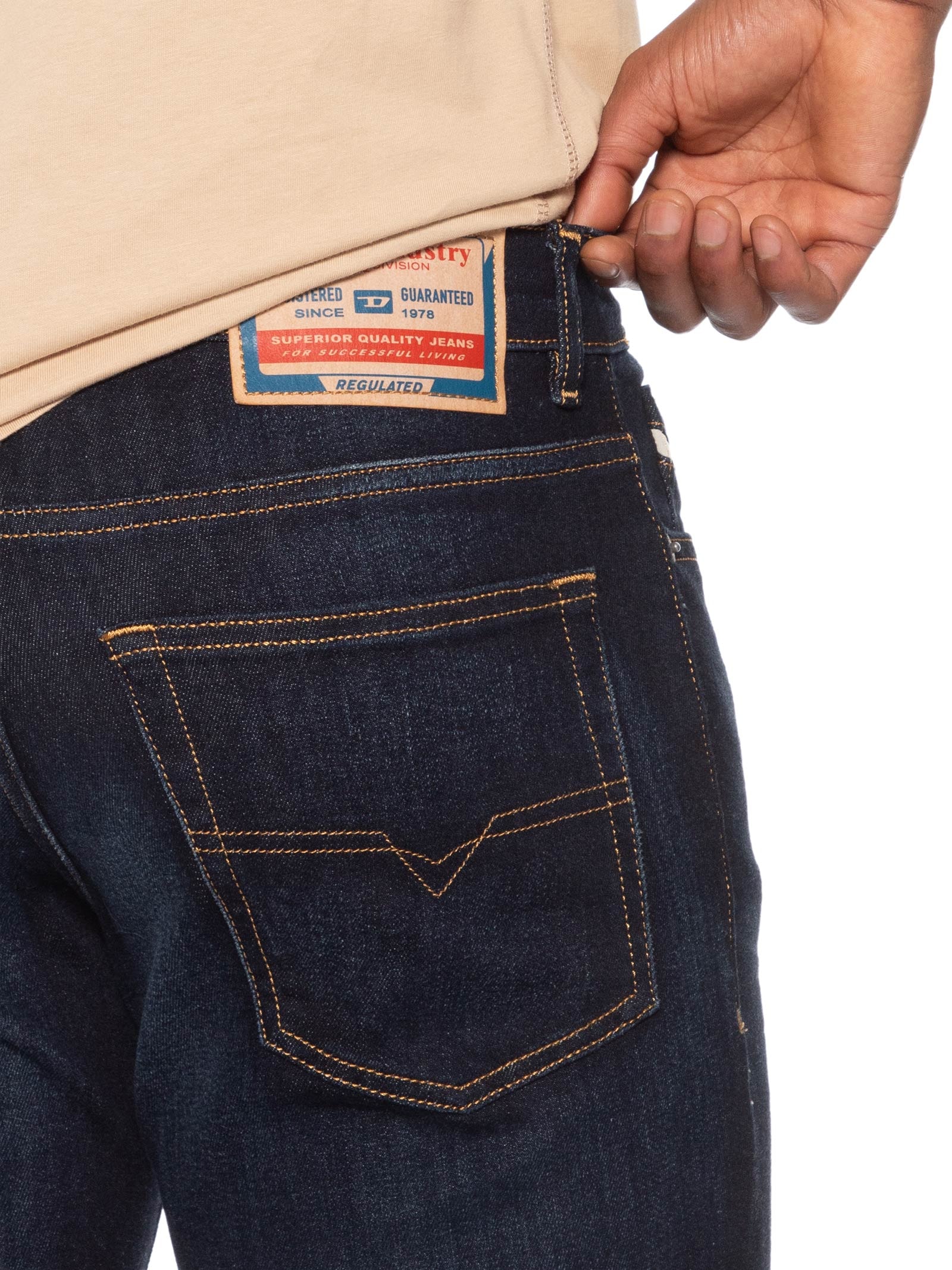 Calça Jeans Masculina 2023 D-Finitive L.32 Azul Diesel