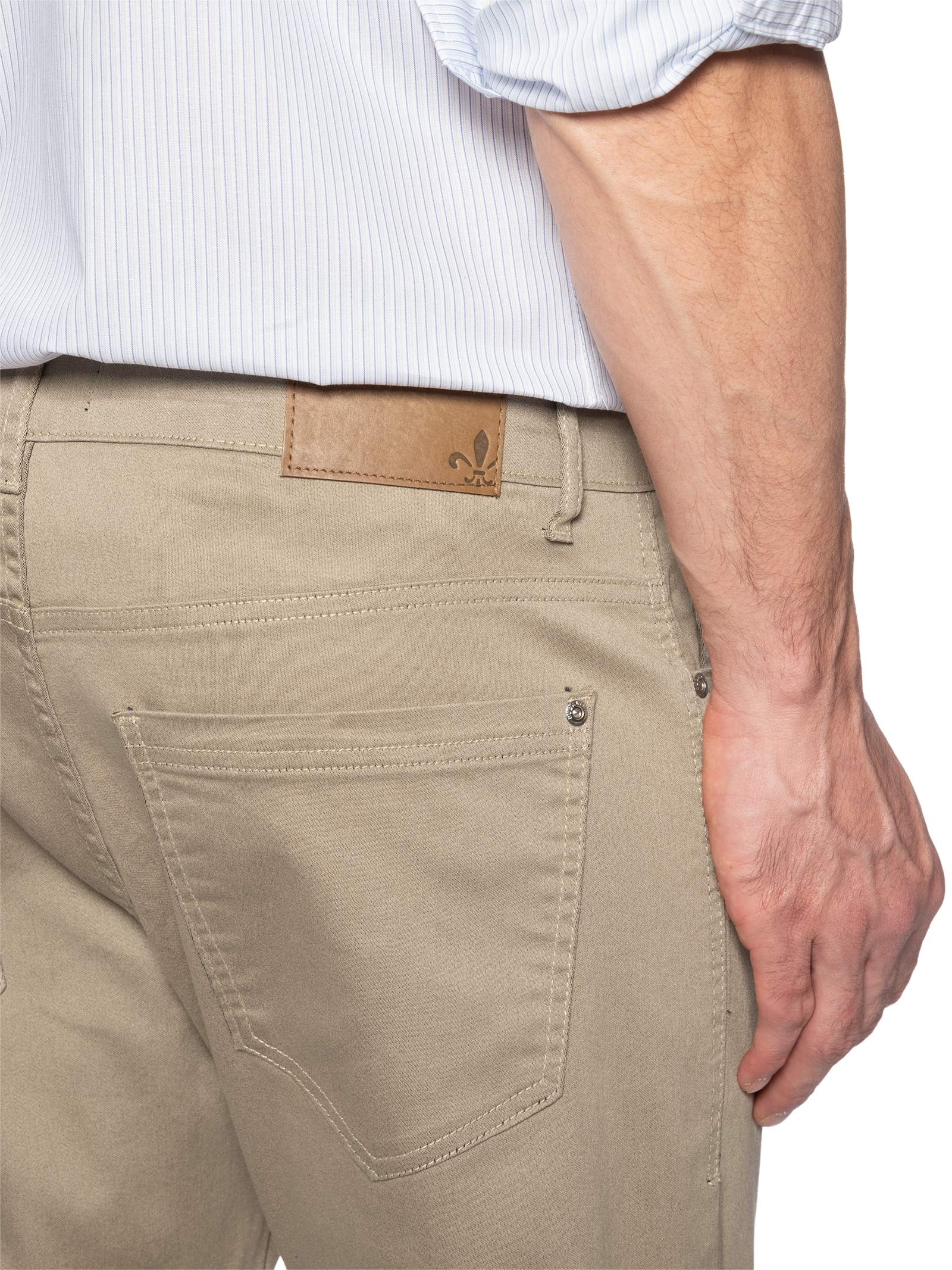 Calça Masculina Jeans Slim Fit Acetinada Bege Dudalina