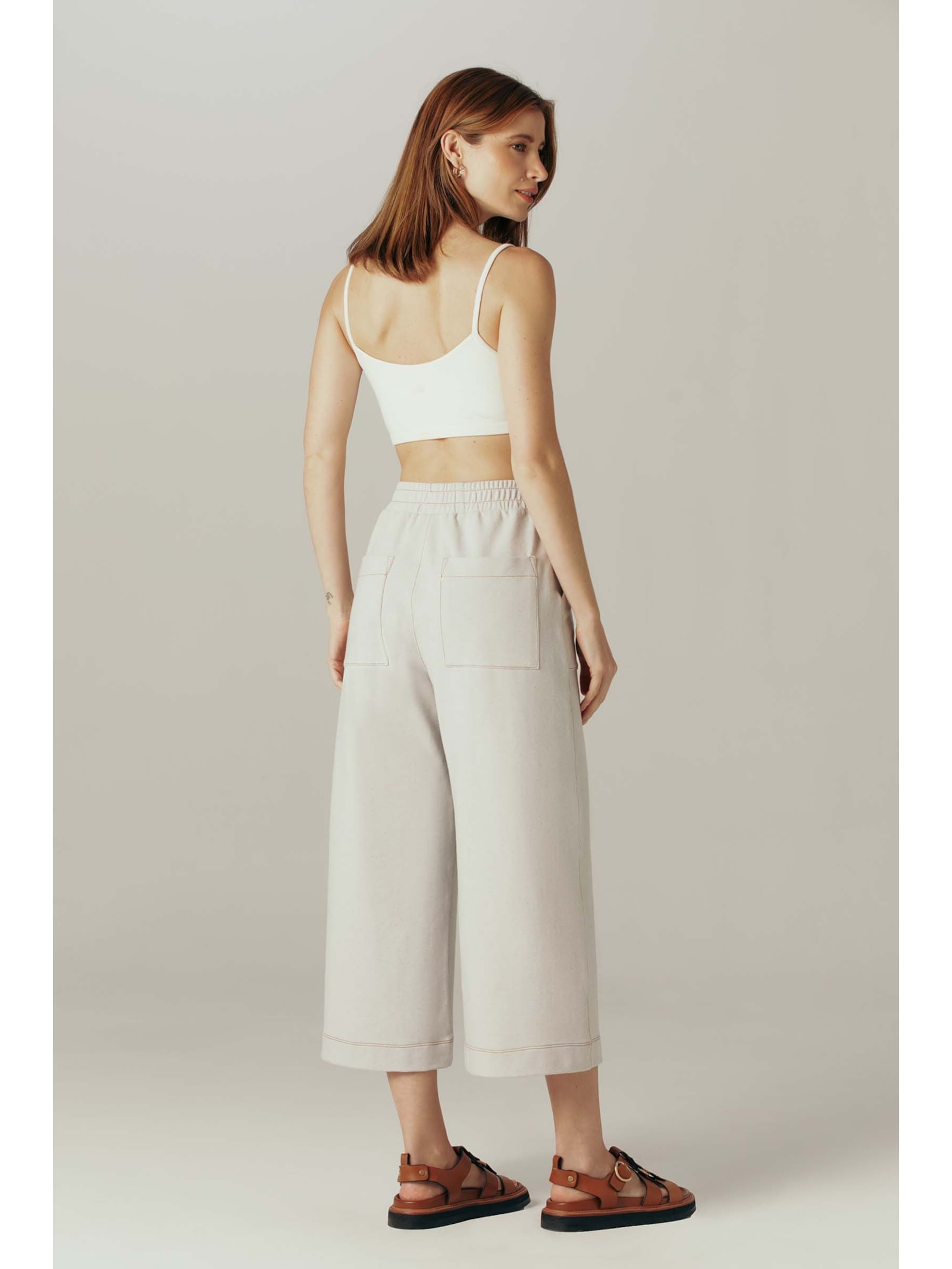 Calça Pantacourt Cinza Claro Paula Yogini