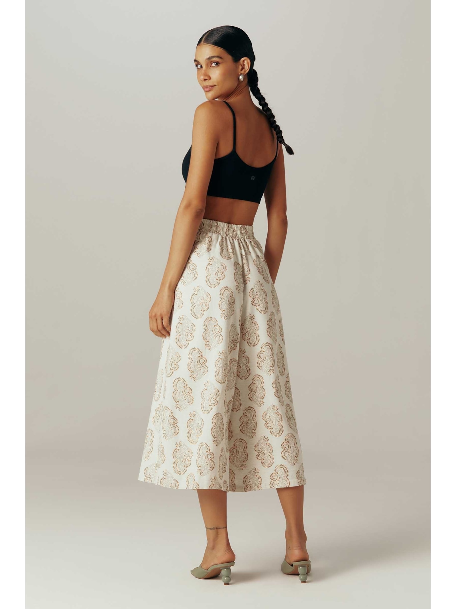 Calça Pantacourt Estampada Linho Lakshmi Yogini