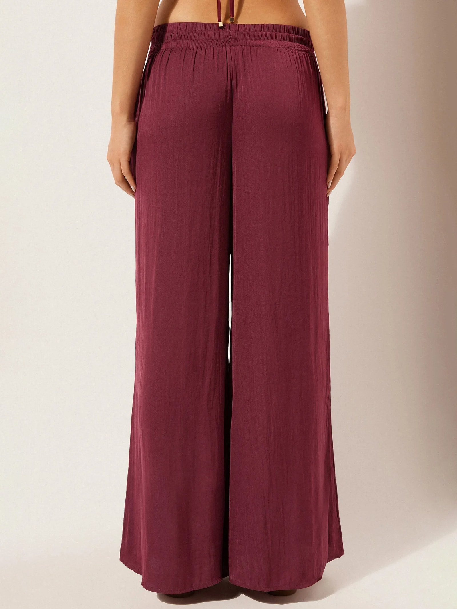 Calça Pantalona Em Tecido Brilhante Bordô Calzedonia