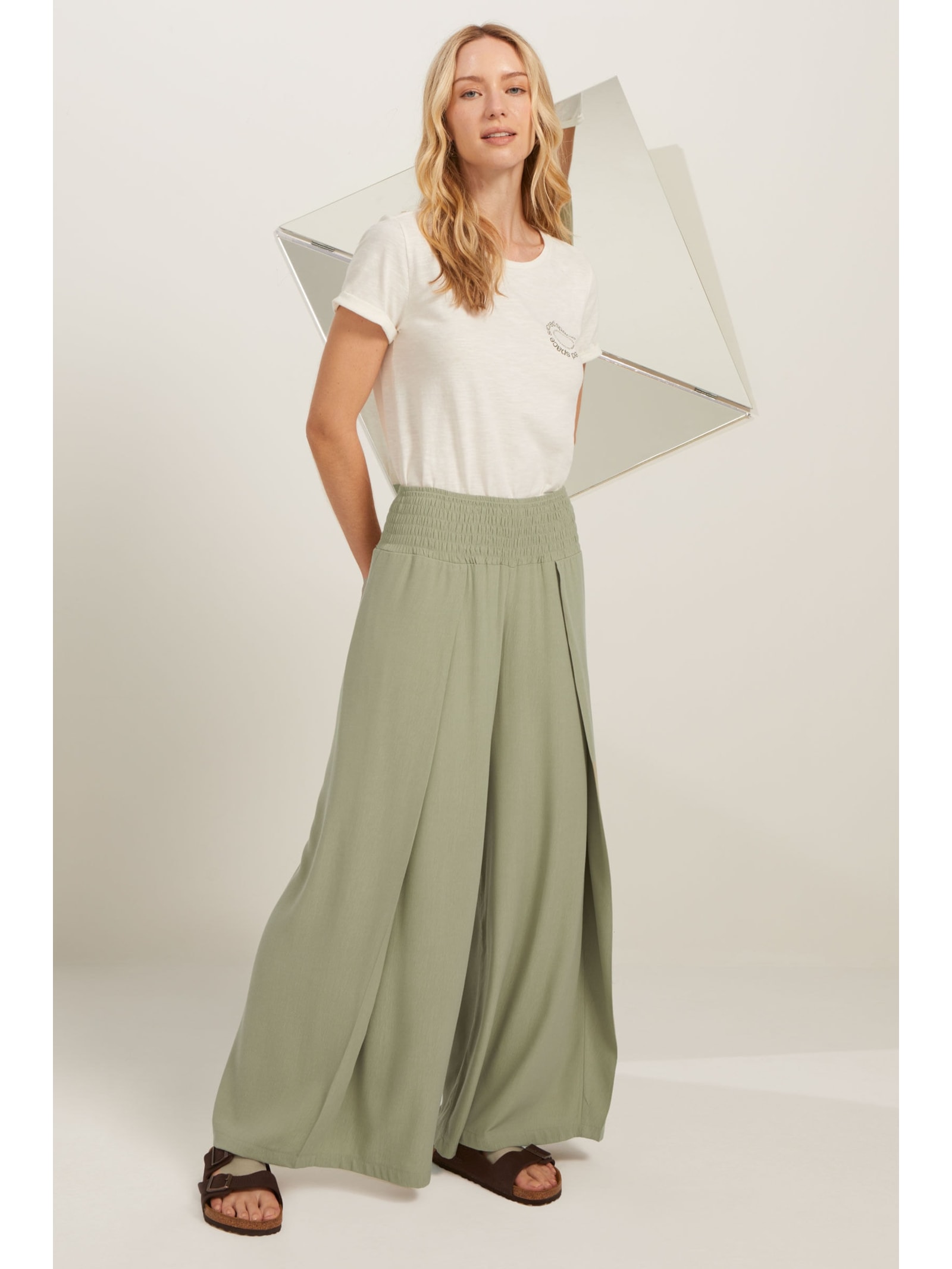 Calça Pantalona Verde Claro Liocel Fabricia Yogini