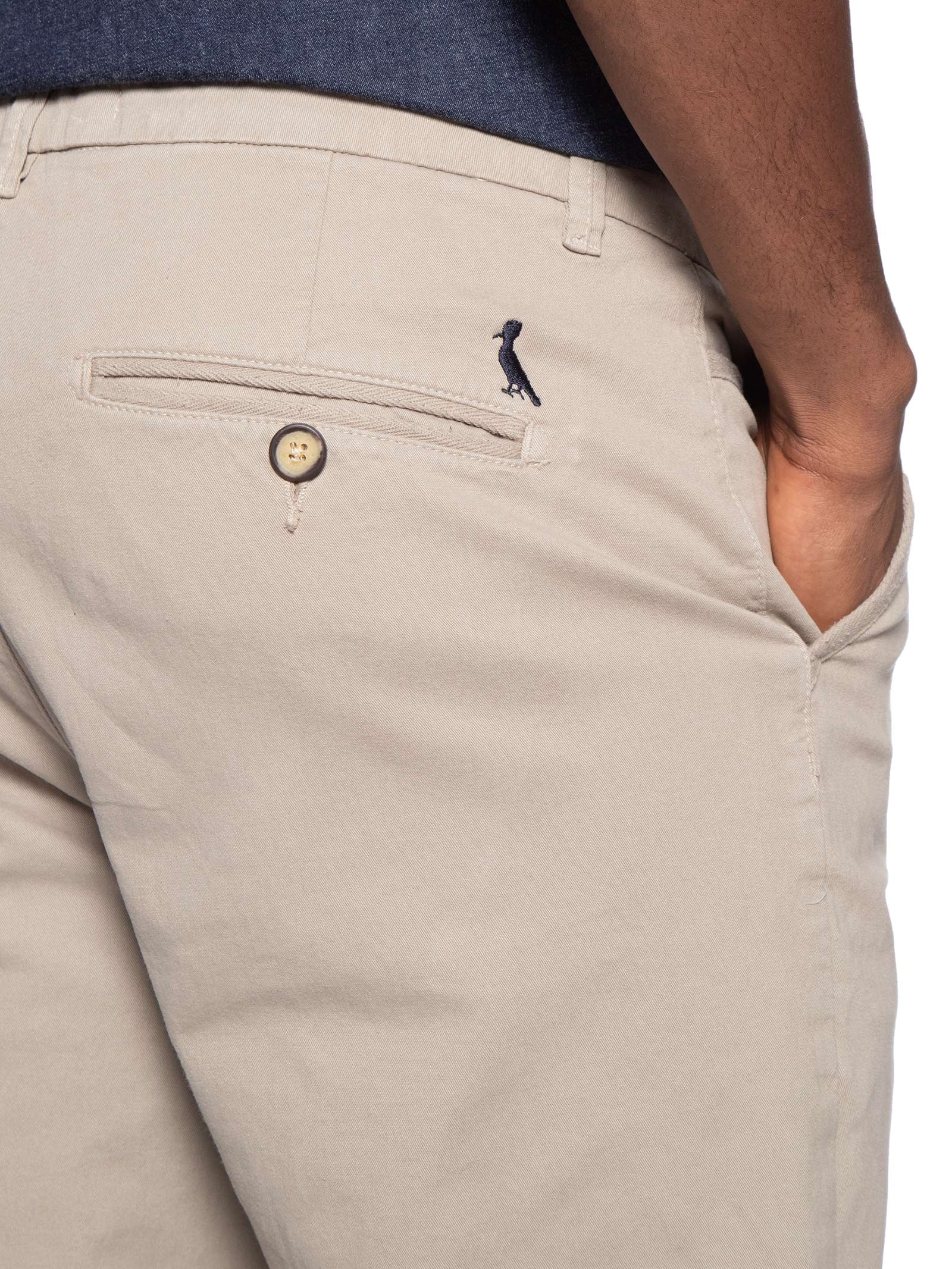 Calça Reta Casual Masculina Iron Cinza Reserva