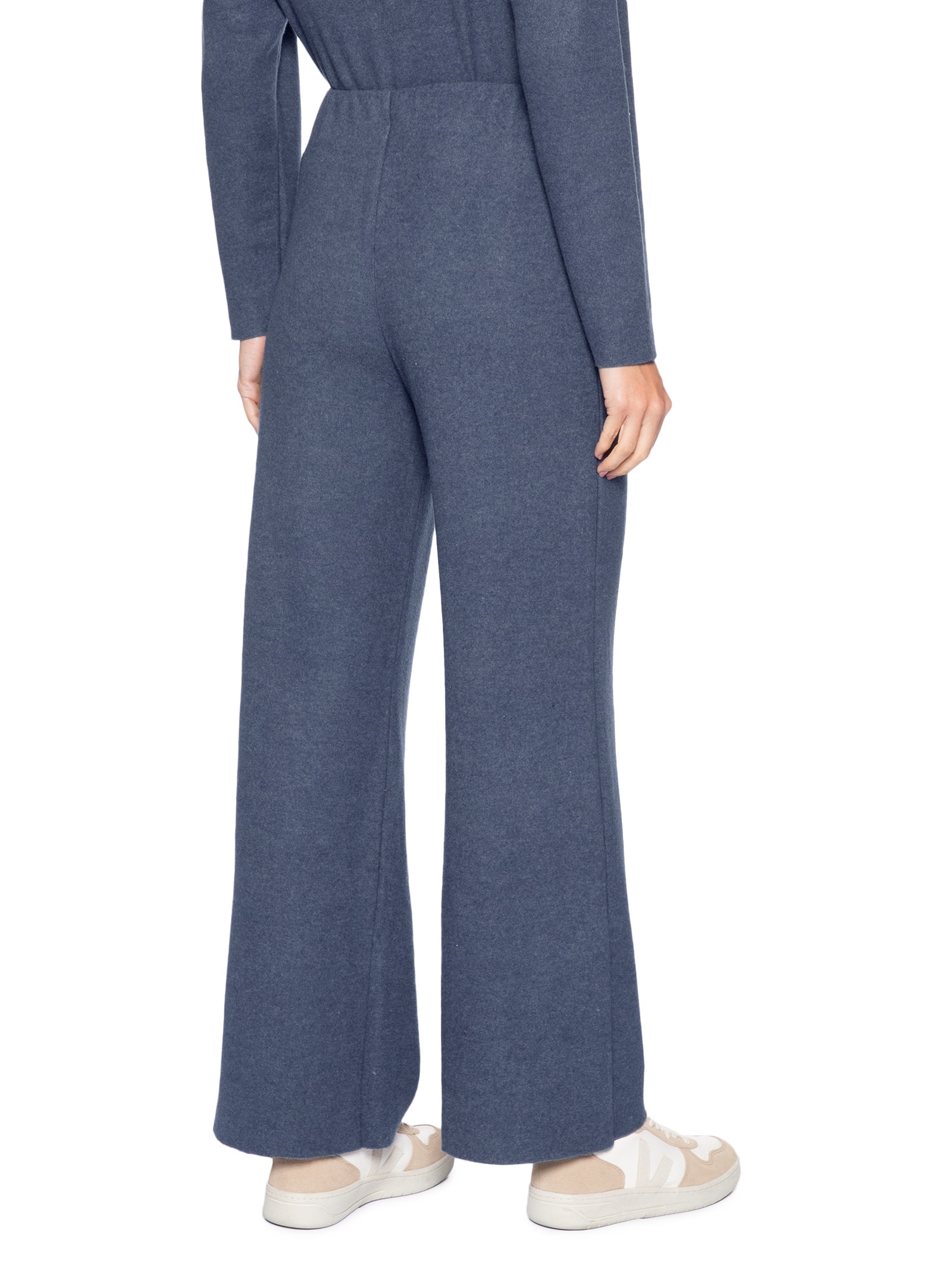 Calça Reta em Malha Tricot com Nervura Feminina – Azul Basiq