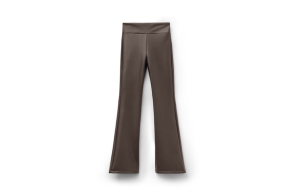 Calça Térmica Flare Com Efeito Couro - Marrom
