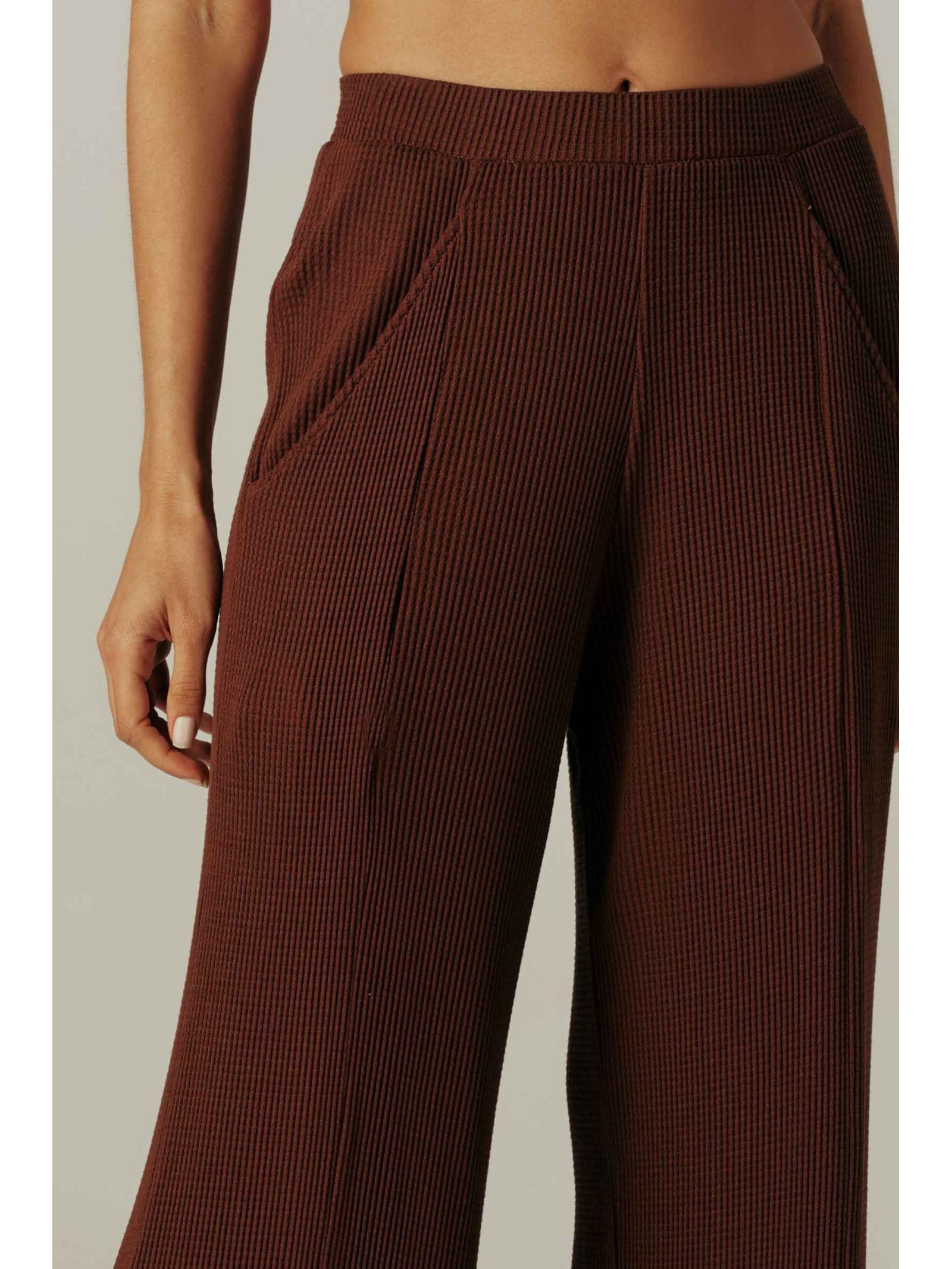 Calça Wide Leg Dye Marrom Melita Yogini