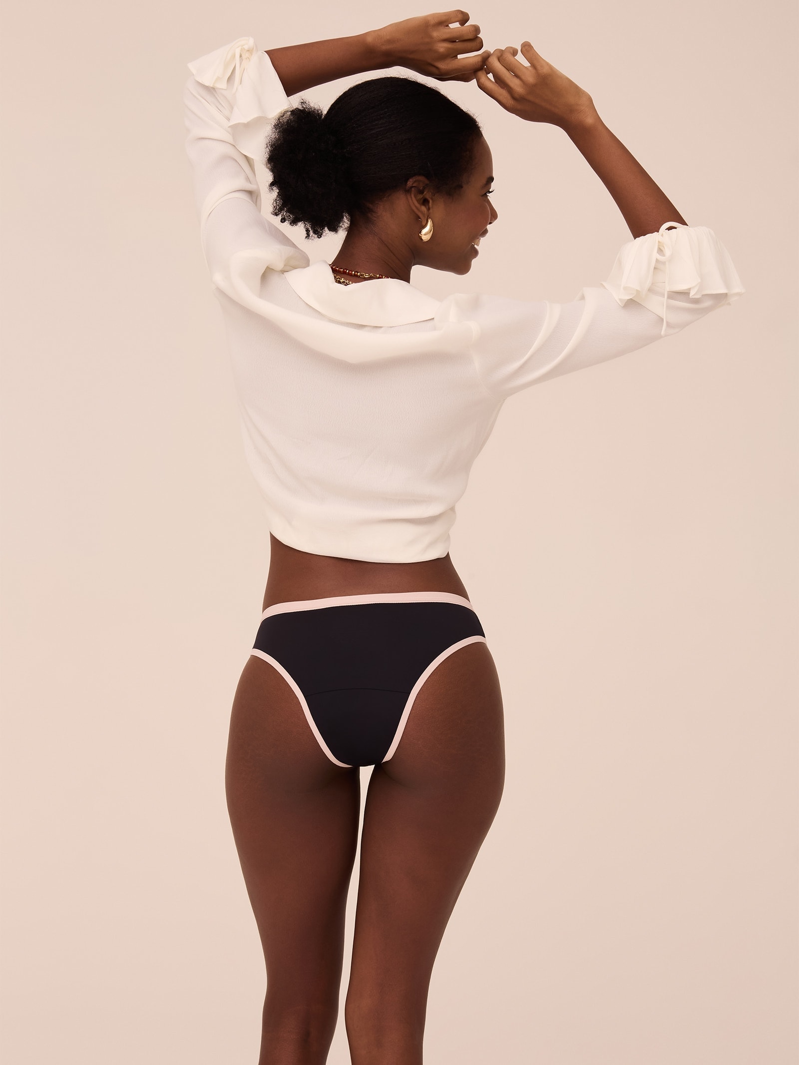 Calcinha Absorvente Comfy Fluxo Moderado Preto  Pantys