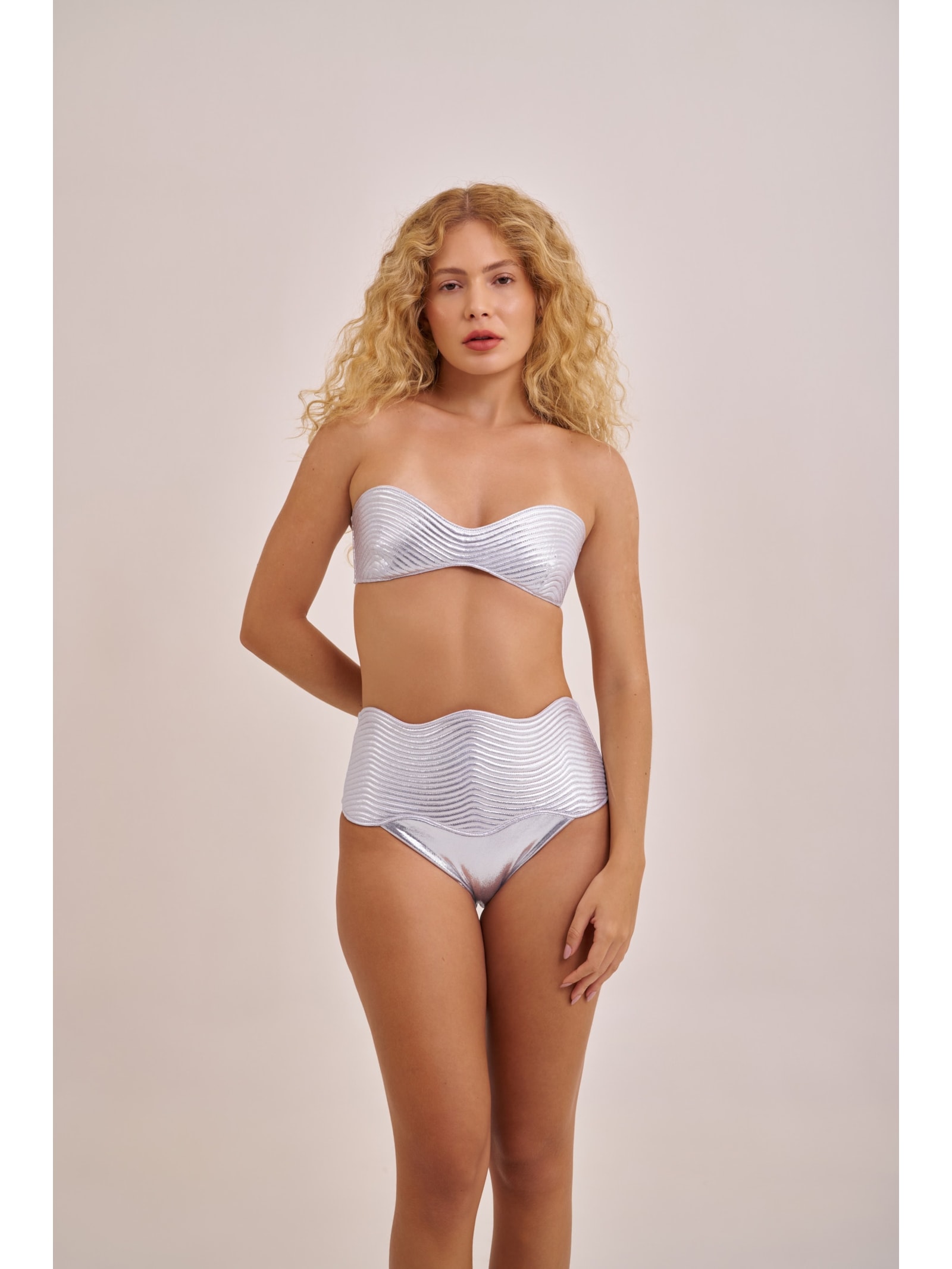 calcinha biquíni Hot Pant Stella Prata Suntime