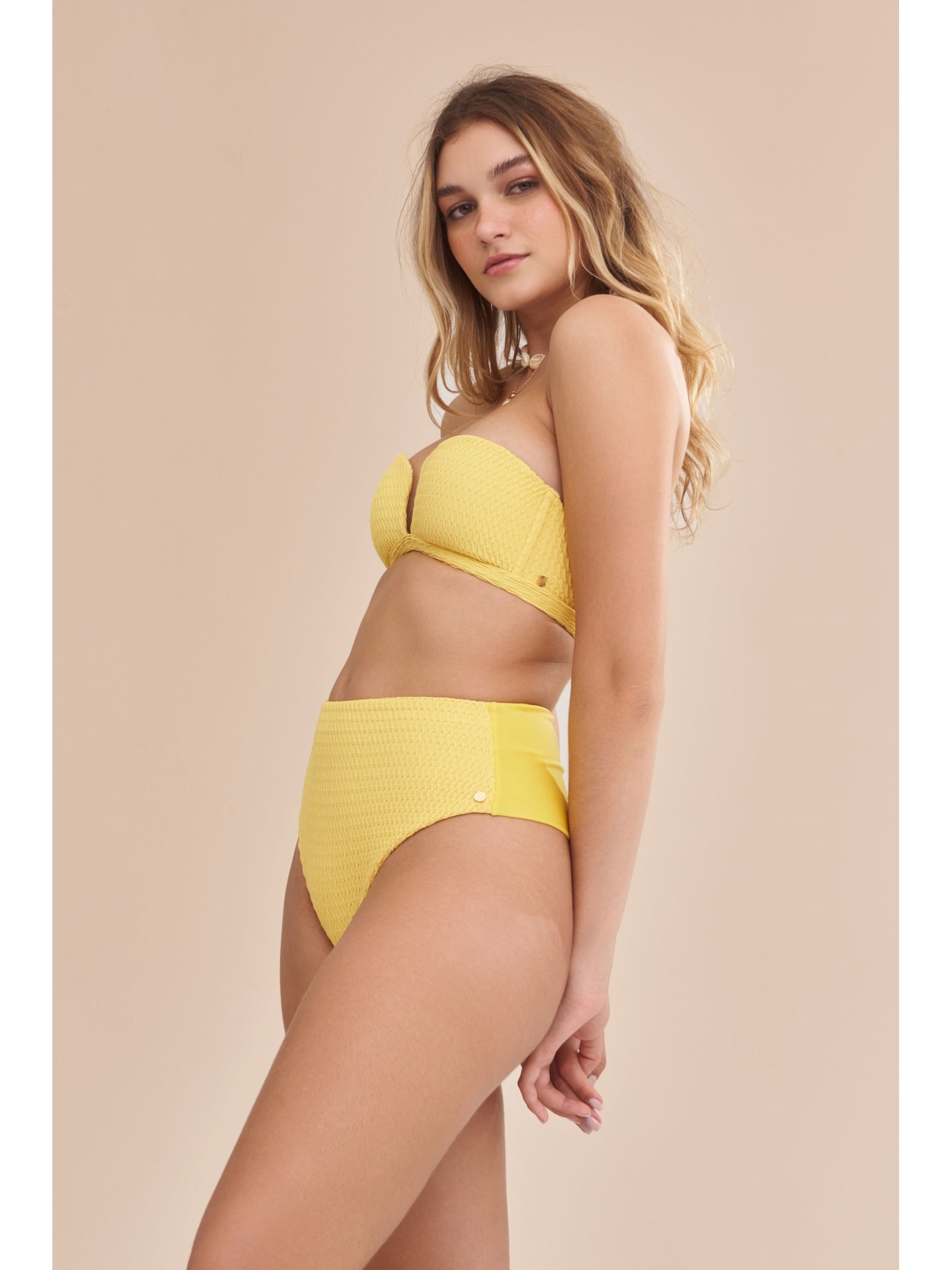 calcinha biquíni Ola Hot Pant Amarelo Sol Suntime