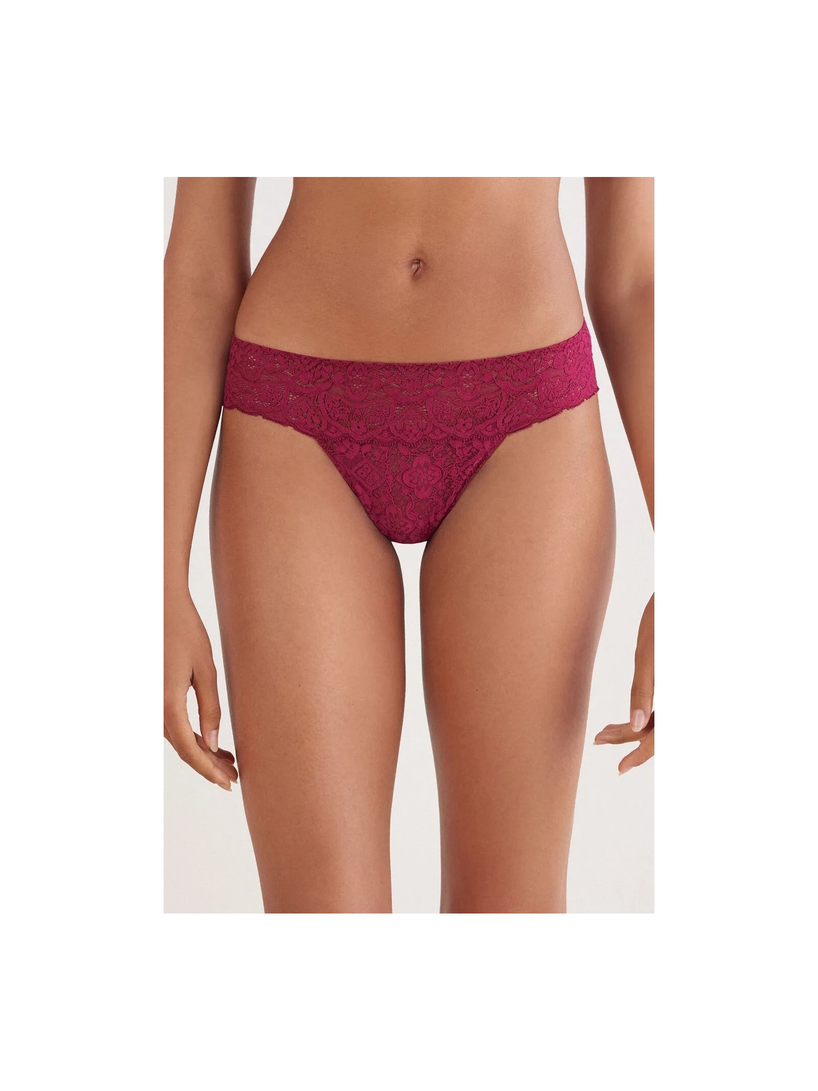 Calcinha Brasileira Em Renda Bordô Intimissimi