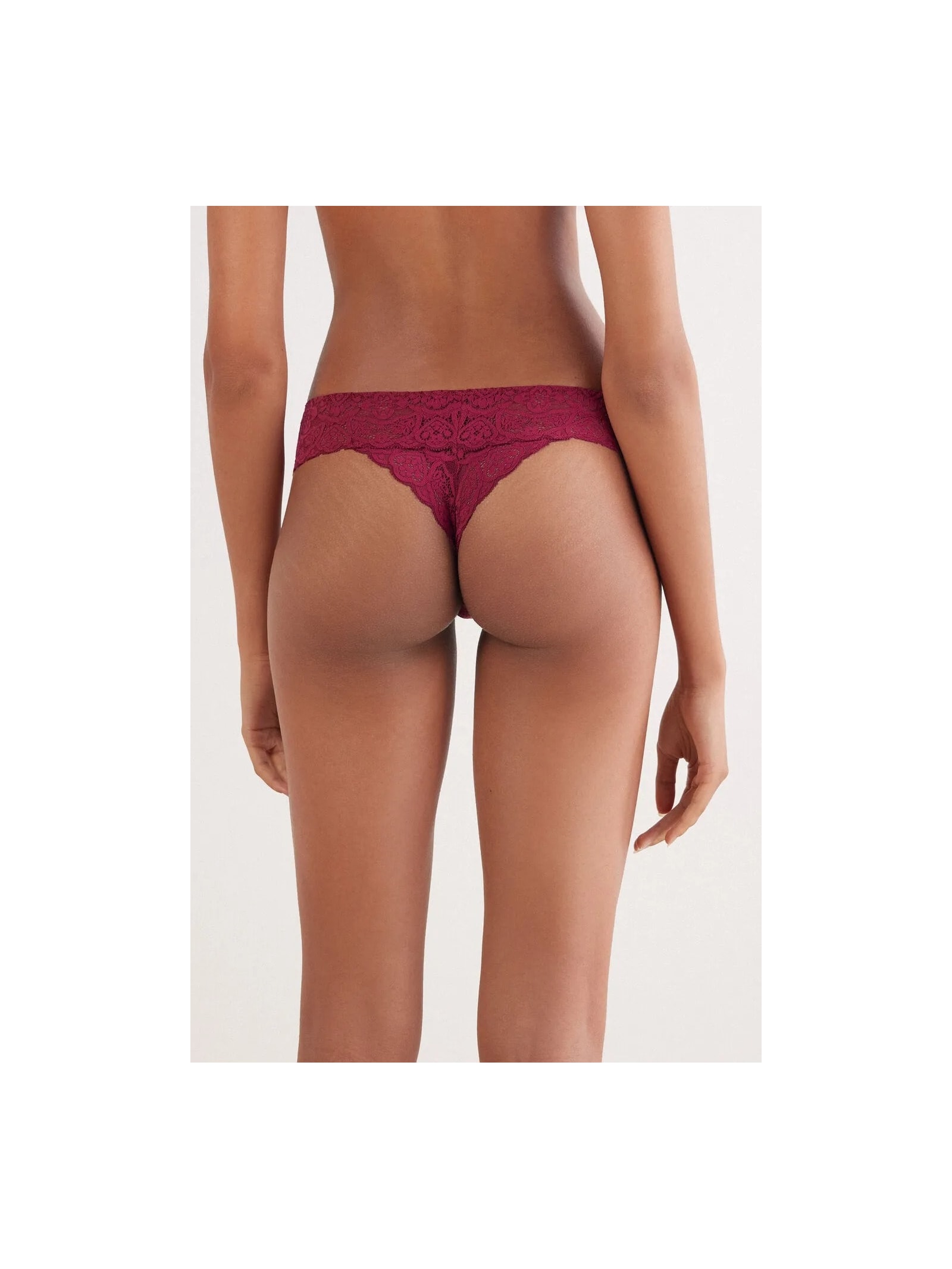Calcinha Brasileira Em Renda Bordô Intimissimi