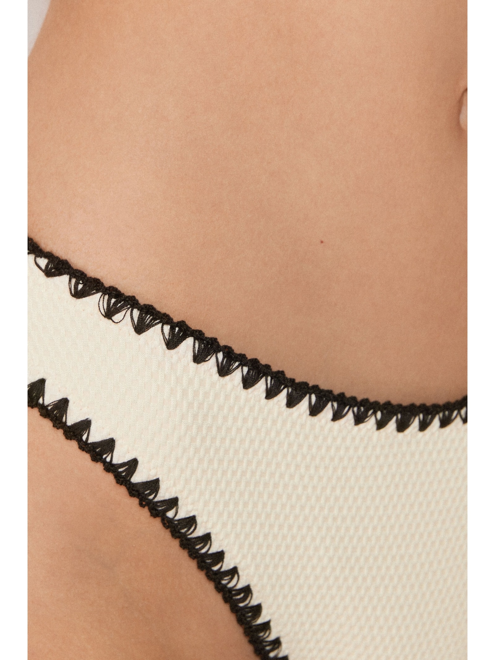 Calcinha De Biquíni Bicolor Embroidery Off-White Calzedonia