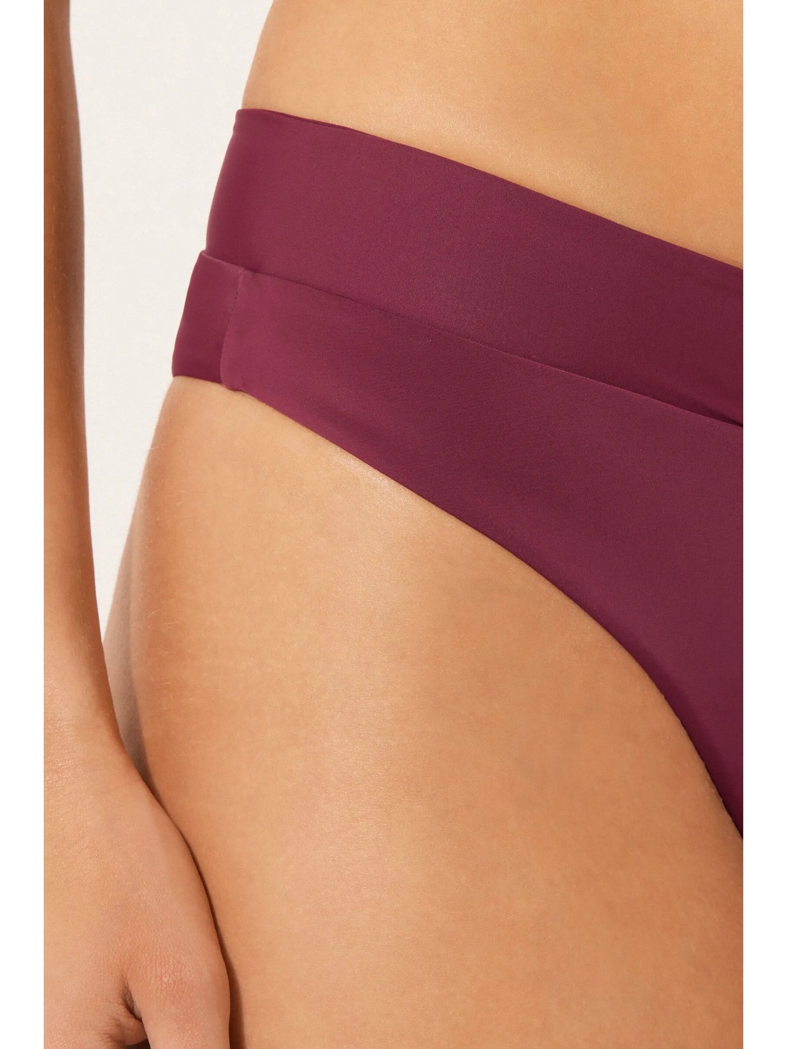 Calcinha De Biquíni Brasileira Cintura Alta Indonésia Bordô Calzedonia