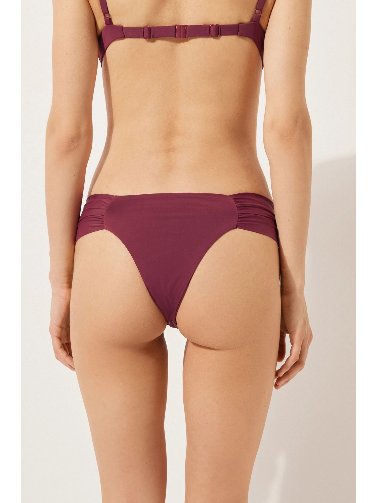 Calcinha De Biquíni Brasileira Com Drapeado Indonésia Bordô Calzedonia